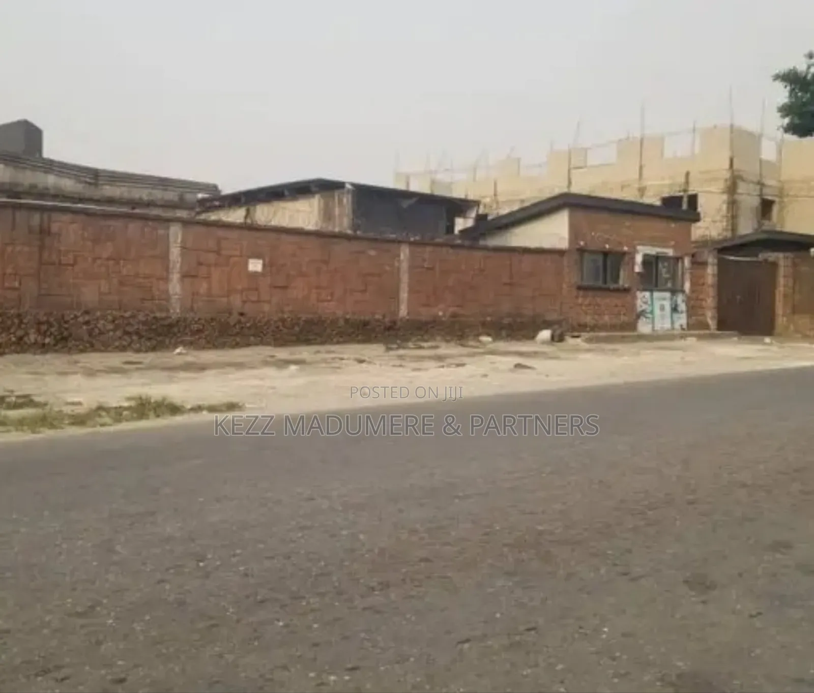 For Sale : 6 Plots With Structure at New Gra Phase 2 , Ph