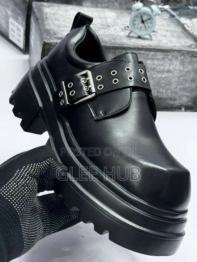 Double Sole Buckled Shoes