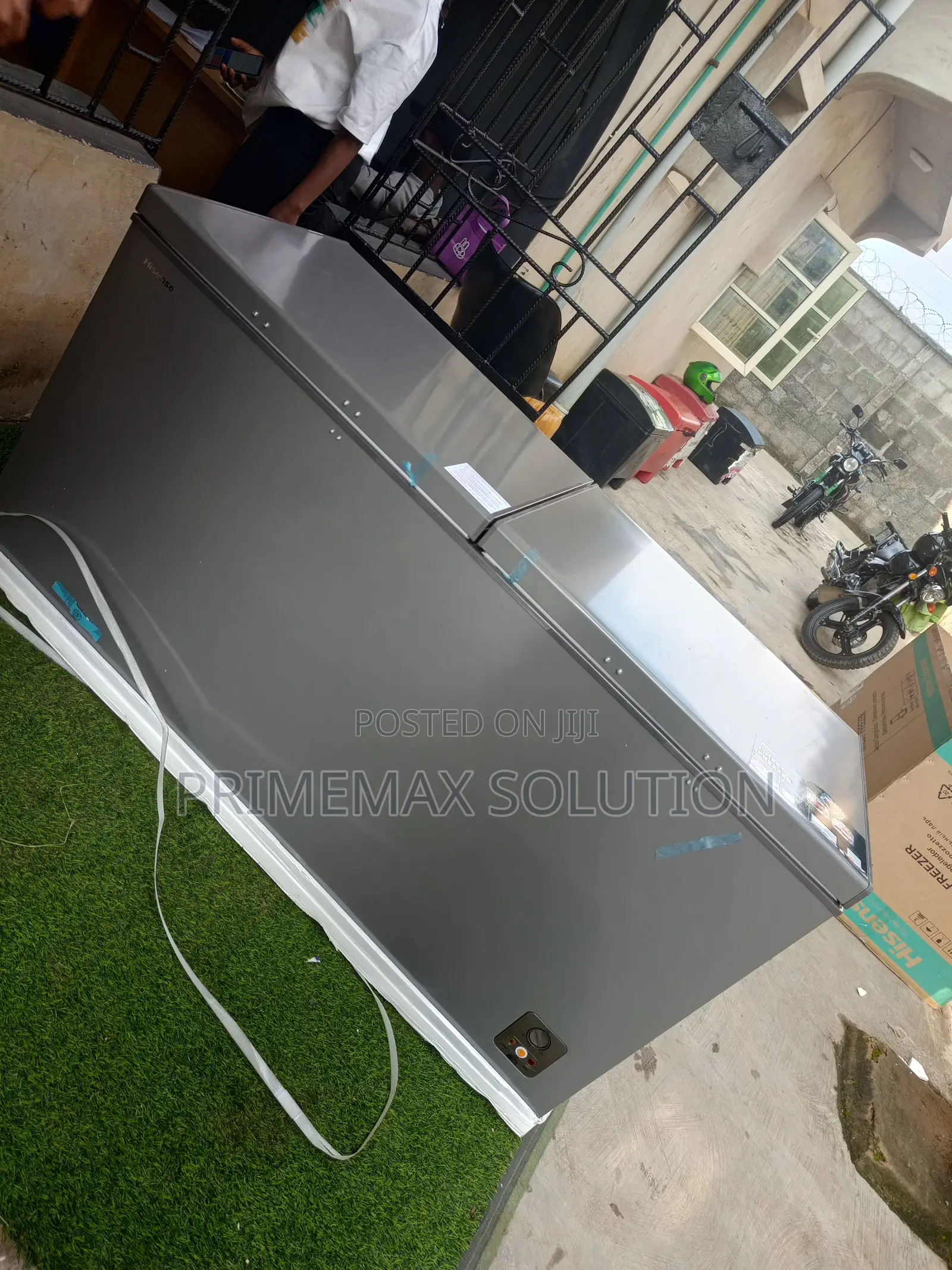 Hisense 500l Chest Freezer With Double Glass Doors – Fast Freeze