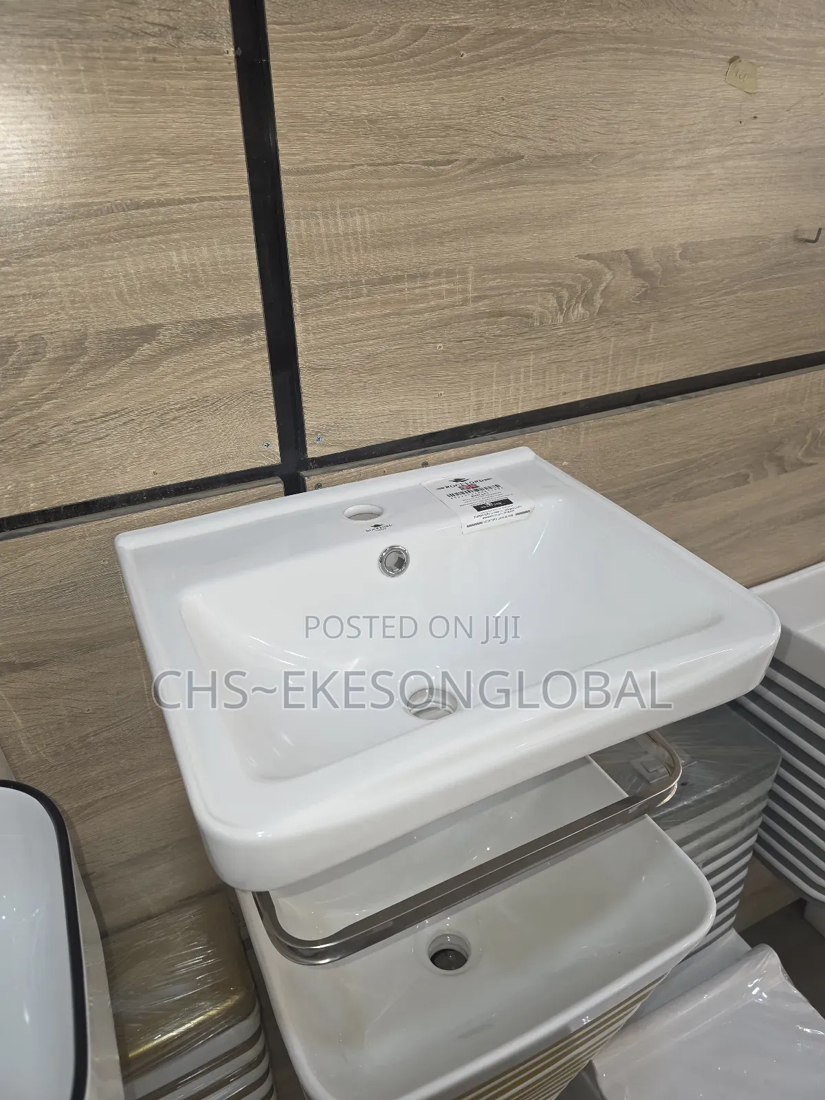 Wall Wash Hands Basin With Towel Rack