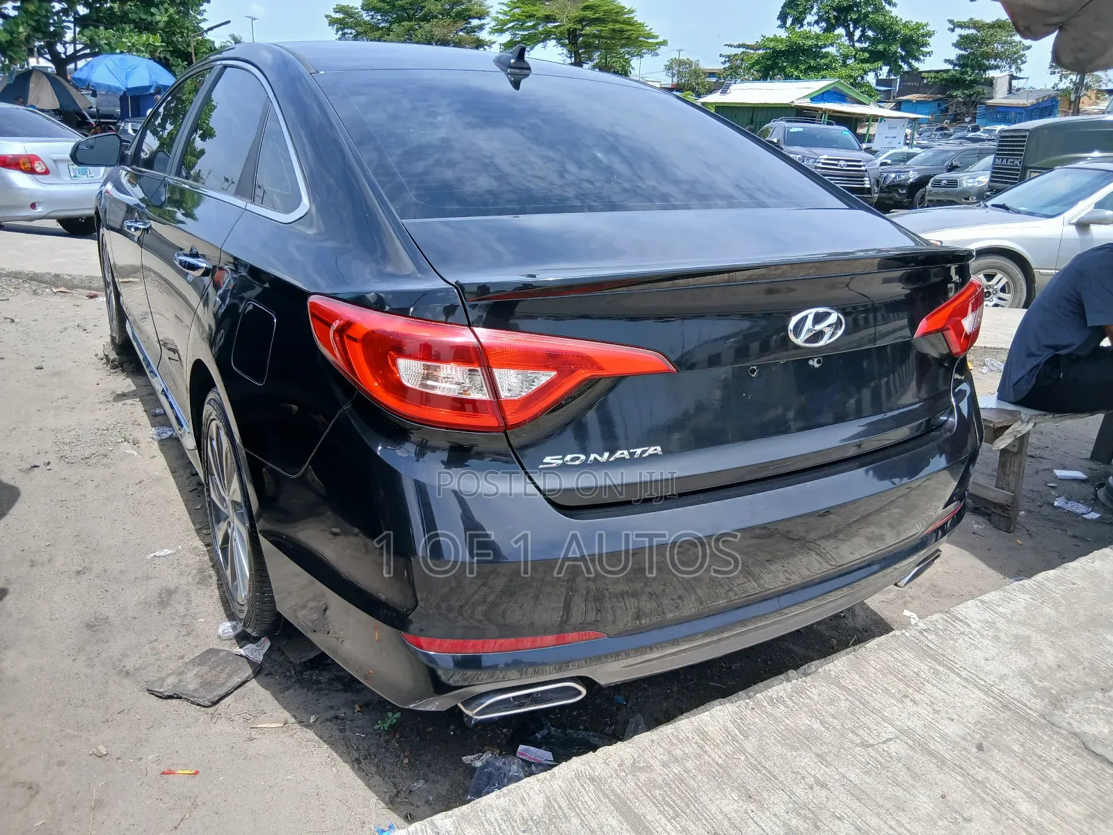 Hyundai Sonata Base Sedan FWD (2.4L 4cyl 6A) 2016 Black