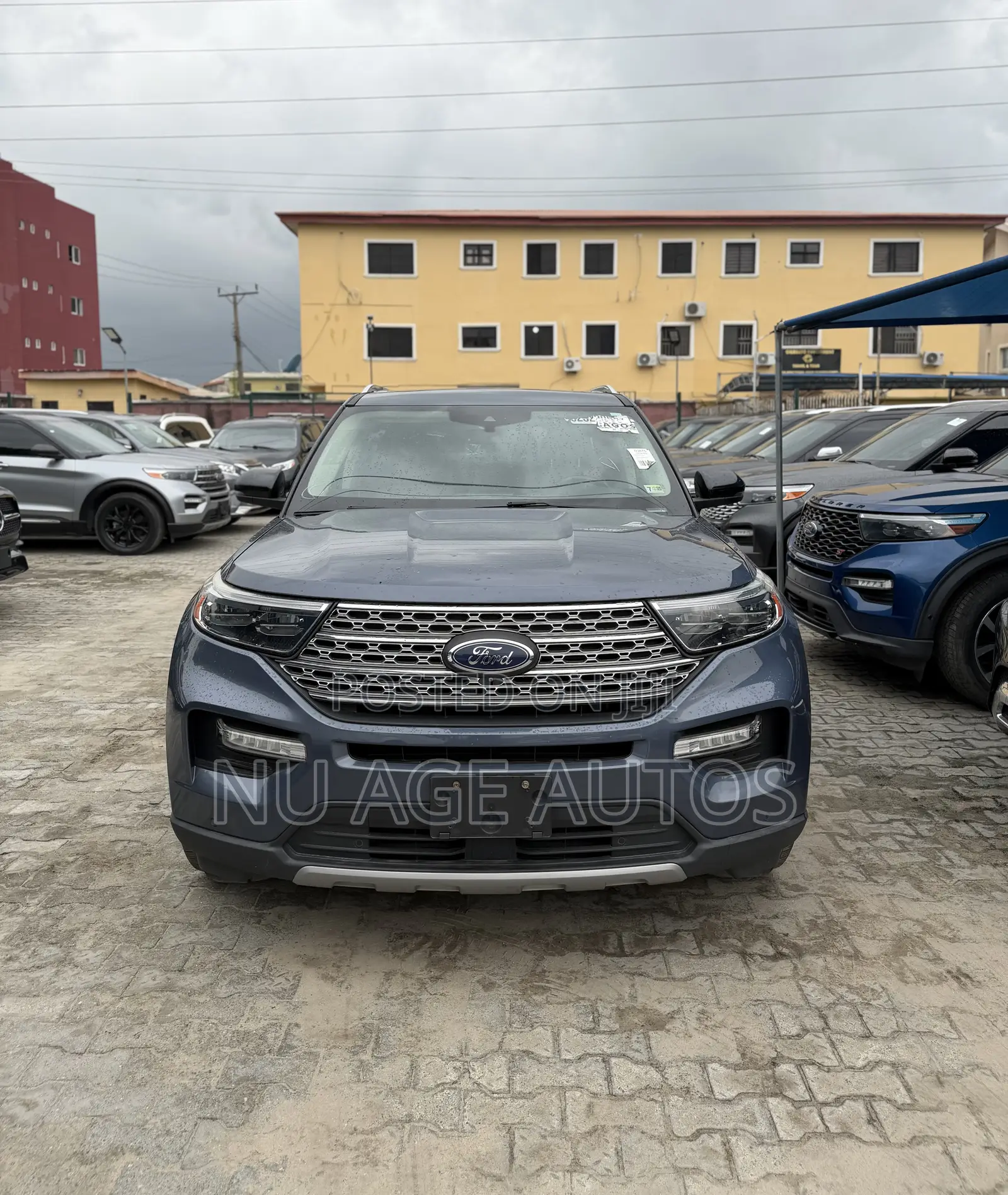 Ford Explorer Limited 2021 Blue