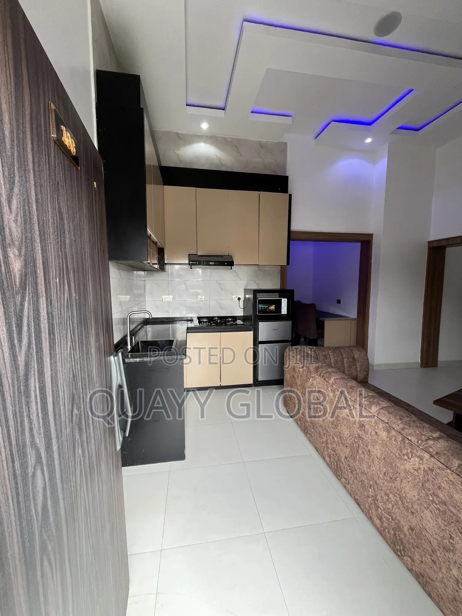 One Bedroom Apartment With 24/Light and Wifi
