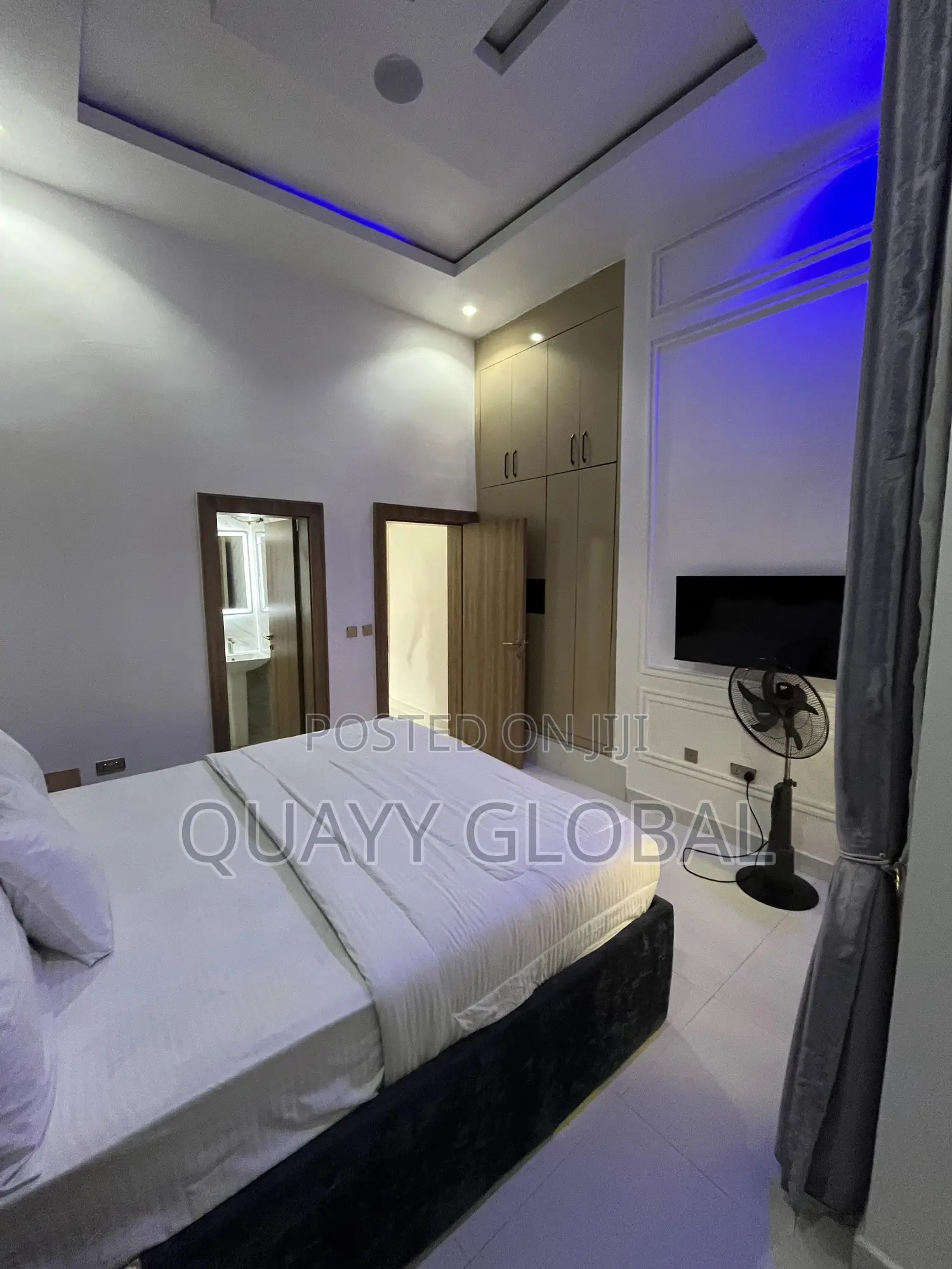 One Bedroom Apartment With 24/Light and Wifi