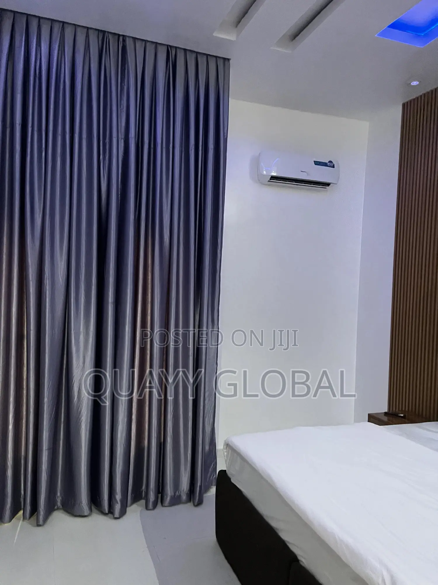 One Bedroom Apartment With 24/7 Wifi and Light