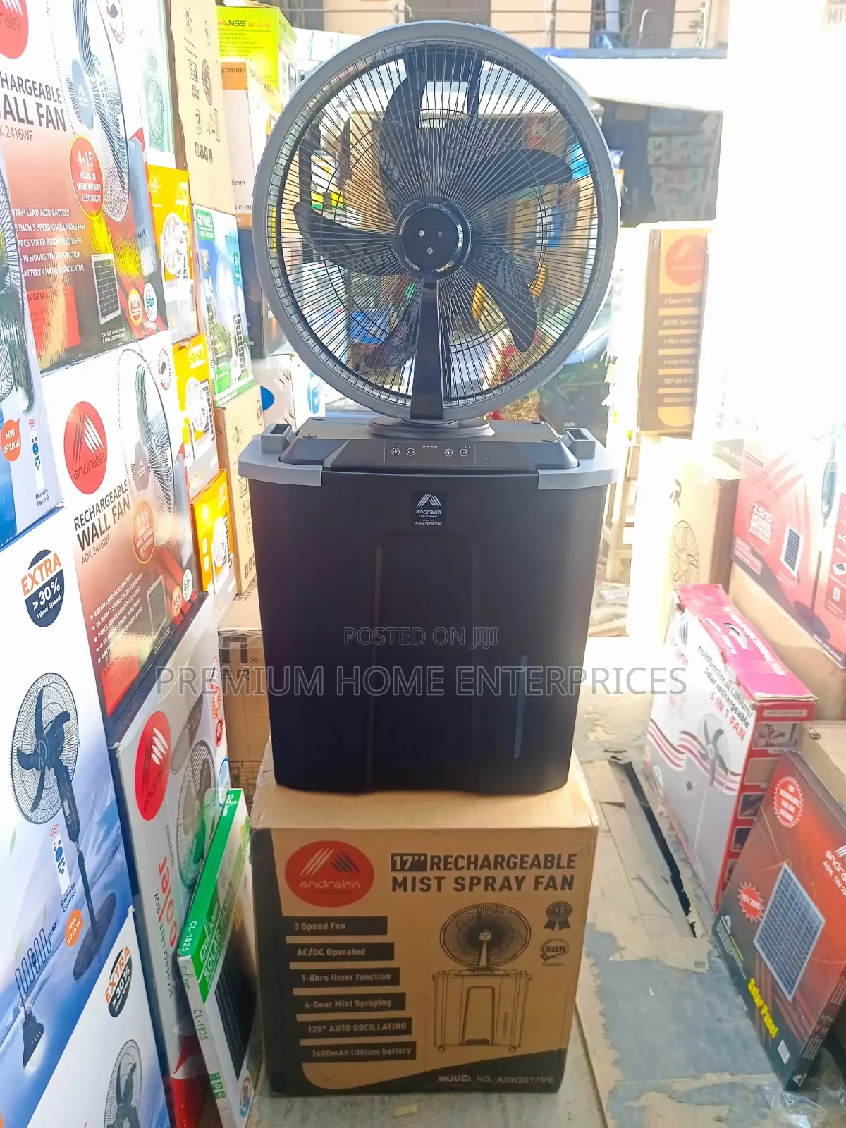 Andrakk Rechargeable Mist Spray Fan 17 Inches