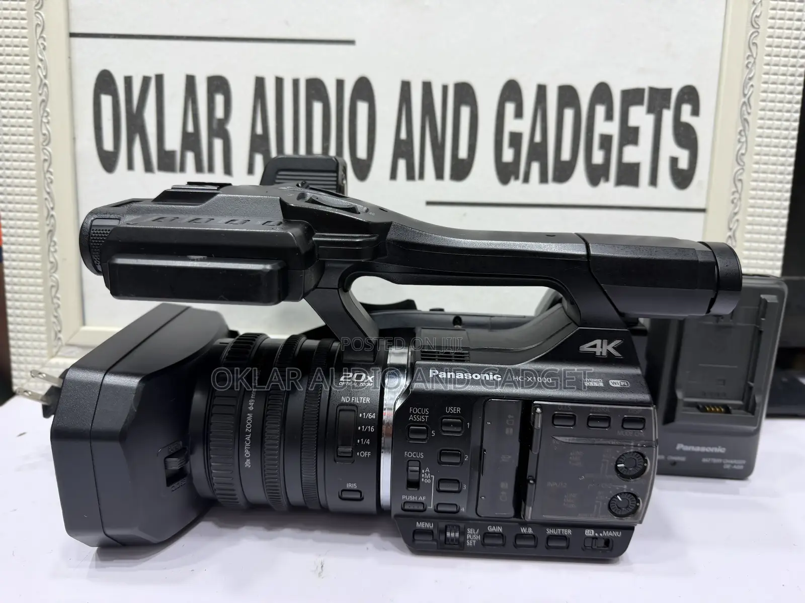 Panasonic Hc-X1000 Professional Camcorder ( Tokunbo)