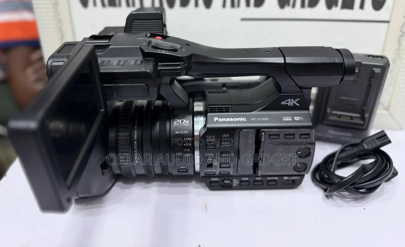 Panasonic Hc-X1000 Professional Camcorder ( Tokunbo)