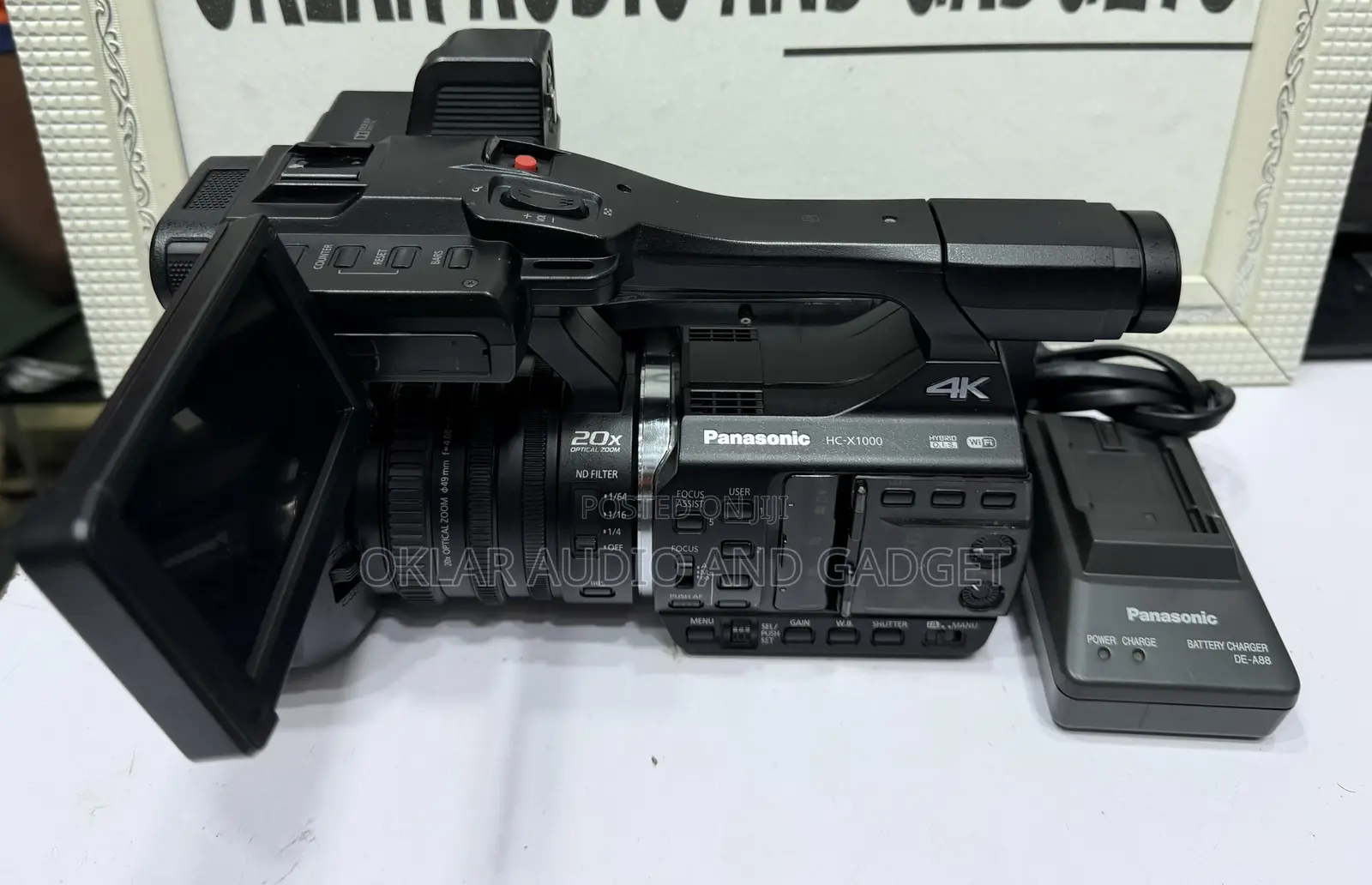 Panasonic Hc-X1000 Professional Camcorder ( Tokunbo)
