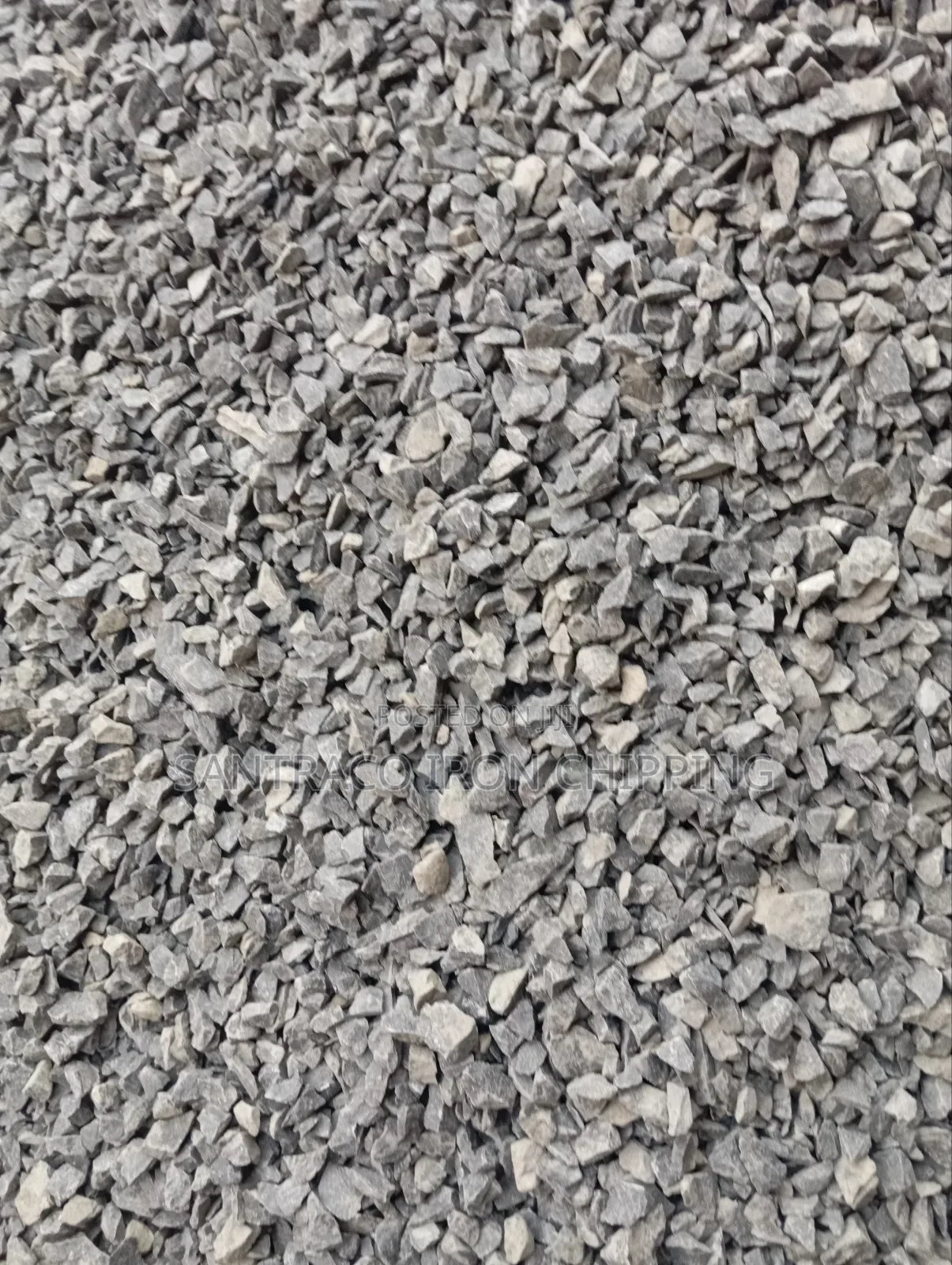 Sentraco Iron Black Elite Chippings and Granite for Constructions