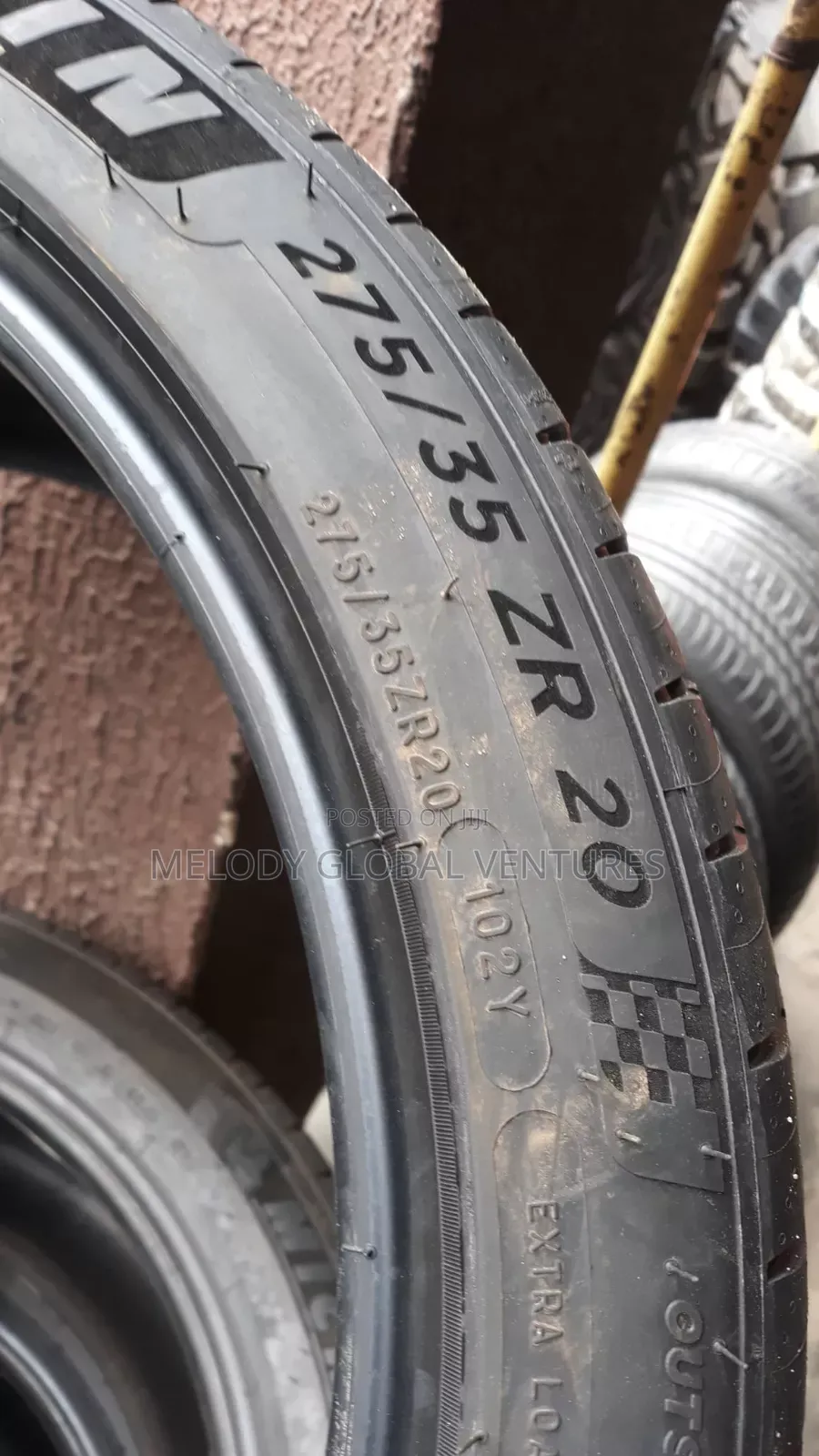 275/35r20 and 285/35r20 Michelin Run Flat
