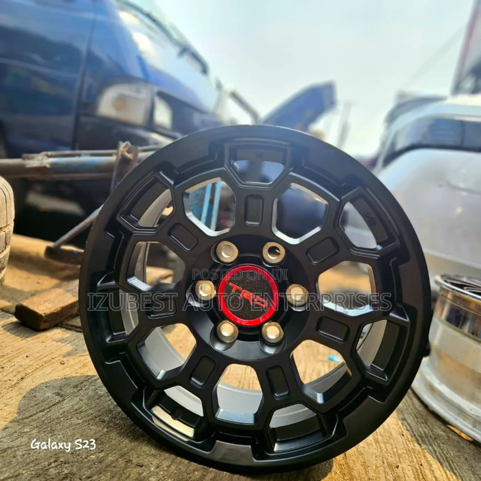 17inch Rim Hilux TRD