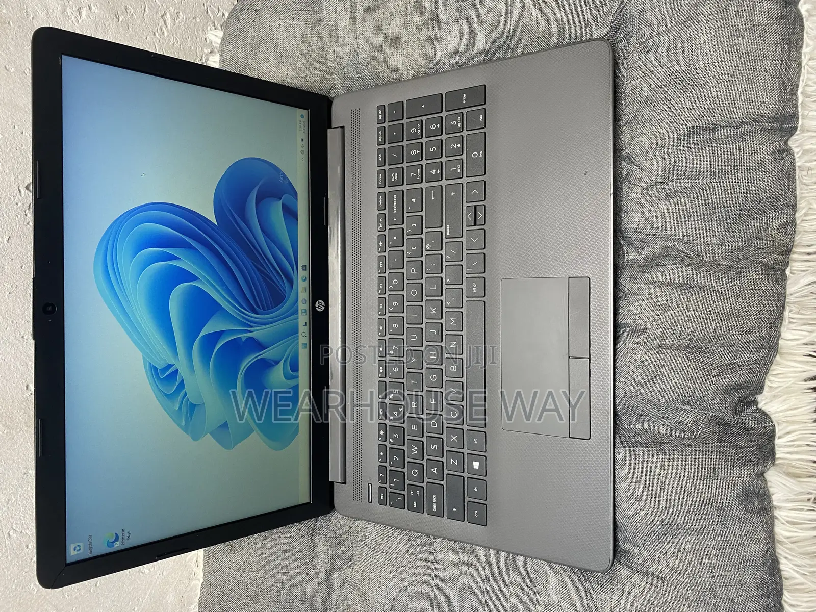 Laptop HP 255 G6 4GB AMD Ryzen 3 SSD 128GB