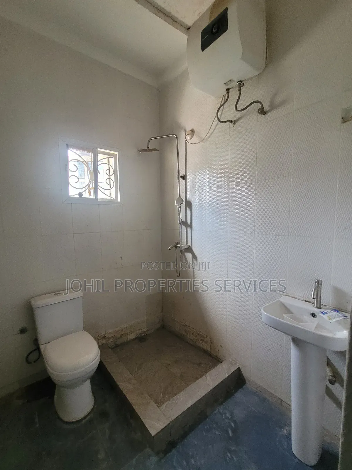 2bdrm Duplex in Naf Valley Estate for rent