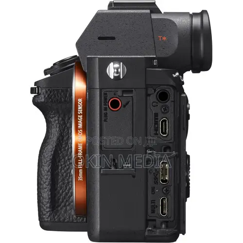 Rent Sony A7 Iii. With 24-70mm