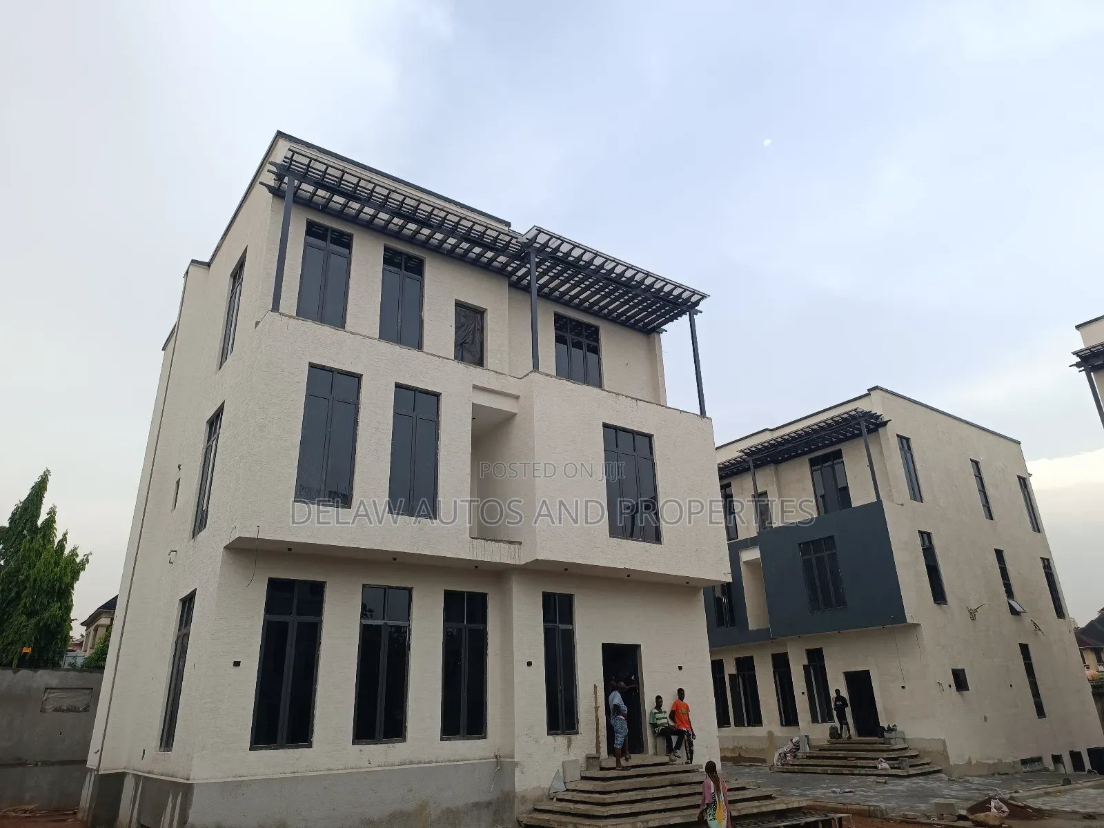 6bdrm Mansion in Asokoro for sale