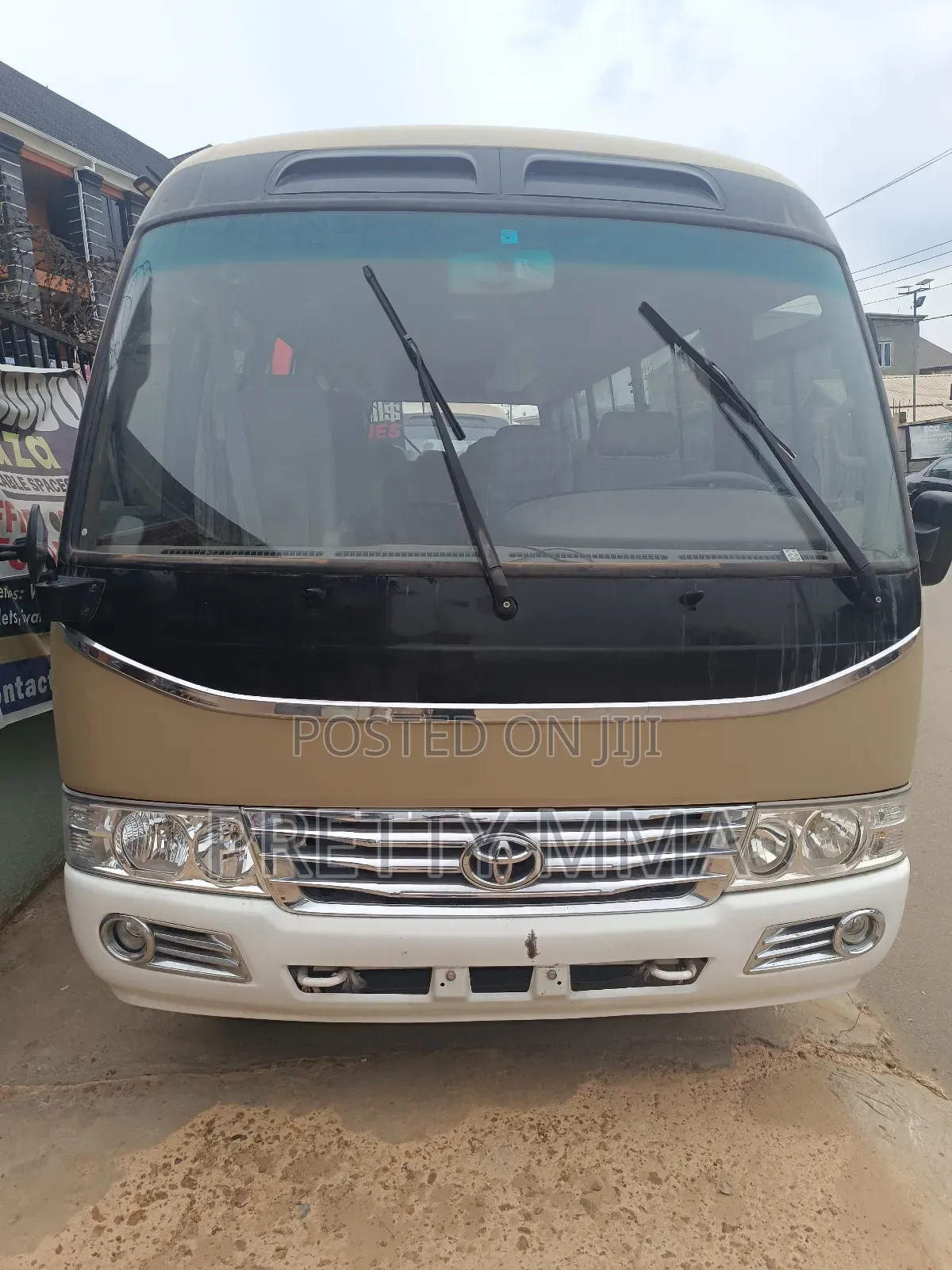 Toyota Coaster 2016 Gold