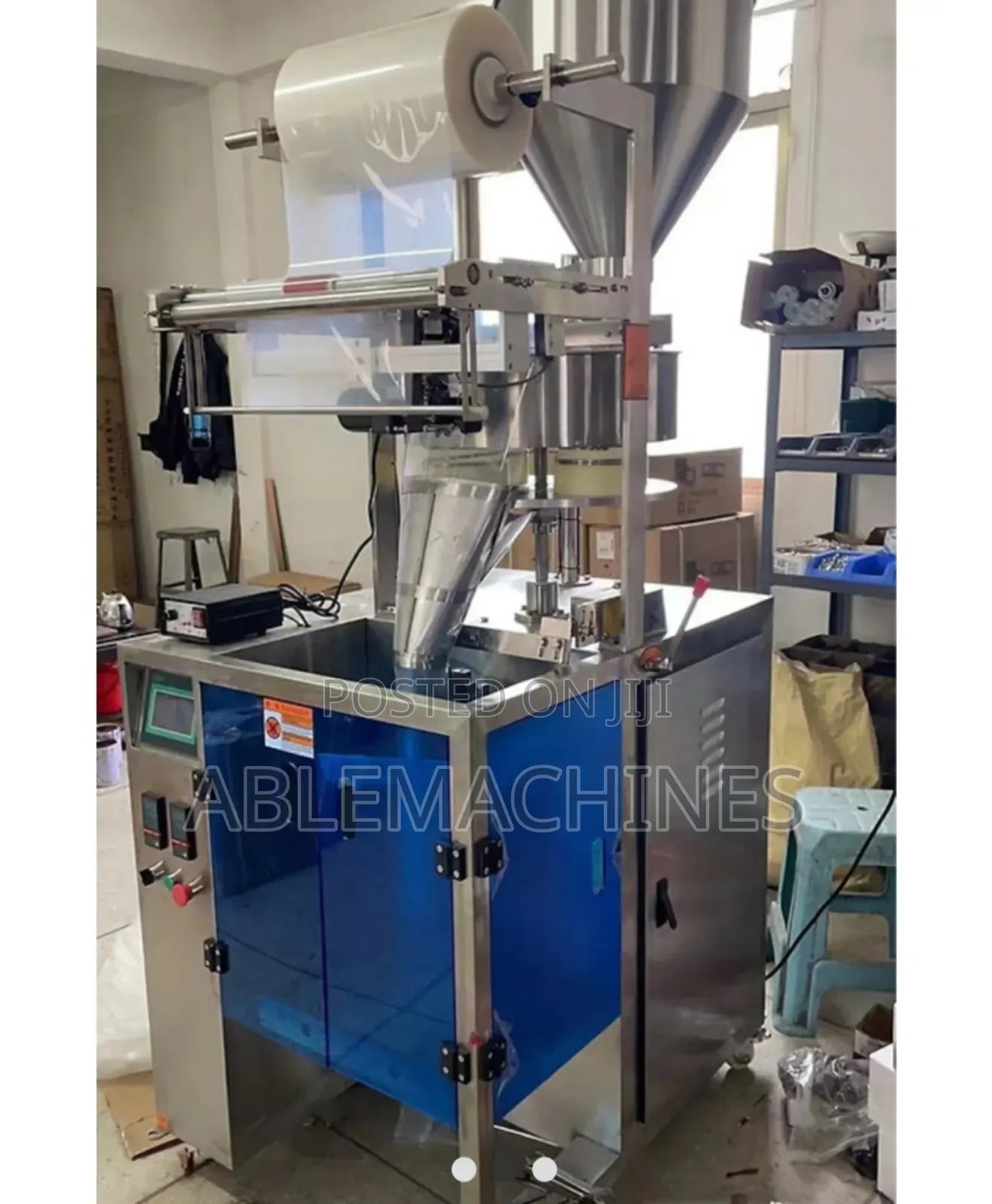 Automatic Granule Packaging Machine 1kg With Auto
Loader and Conveyor