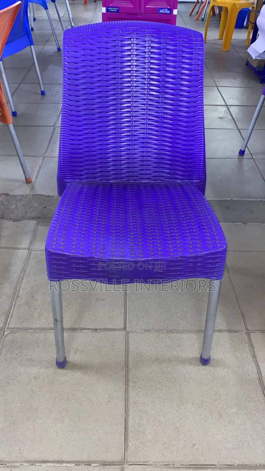 Armless Sturdy Plastic Chairs With Aluminium Legs – Ideal for Dining