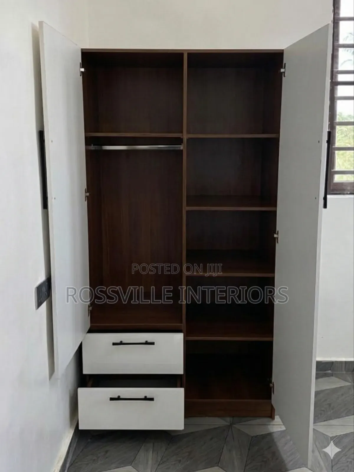 4ft Modern Fitted Wardrobes in Lagos – Exquiste Custom Made