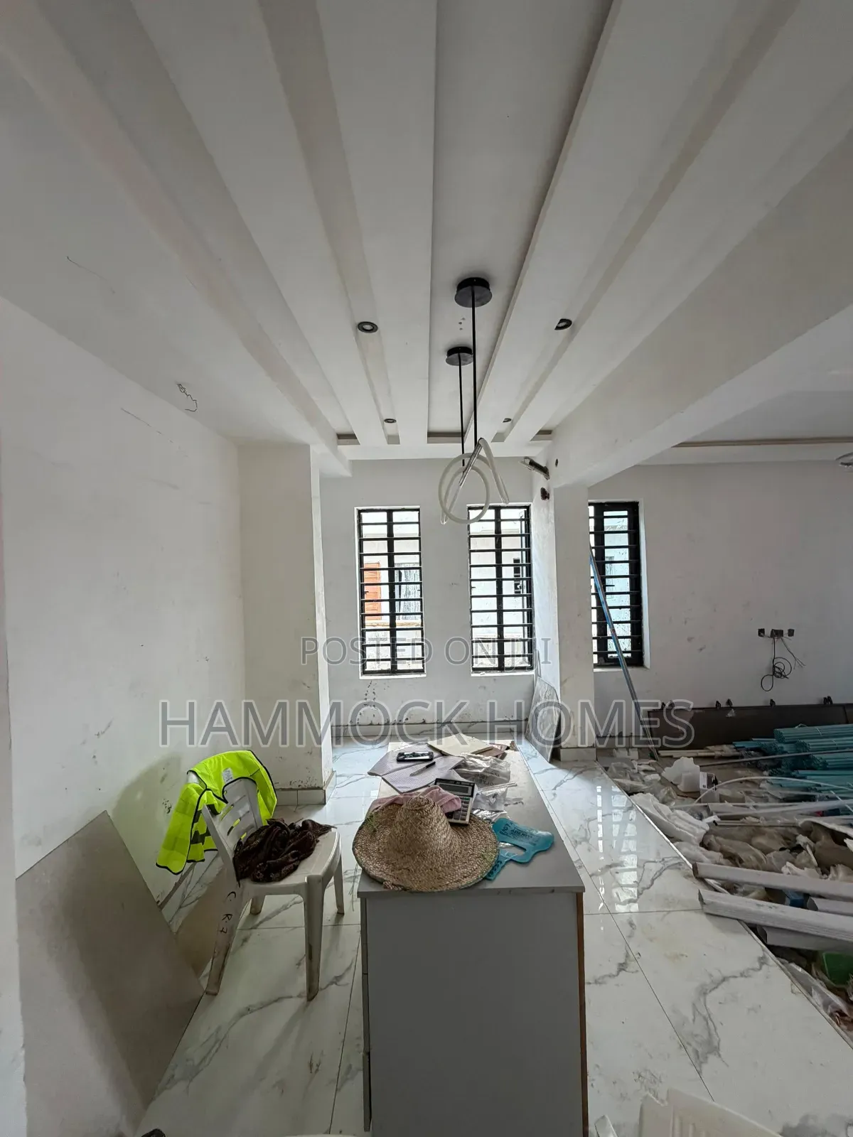 4bdrm Duplex in Jericho Gra for sale