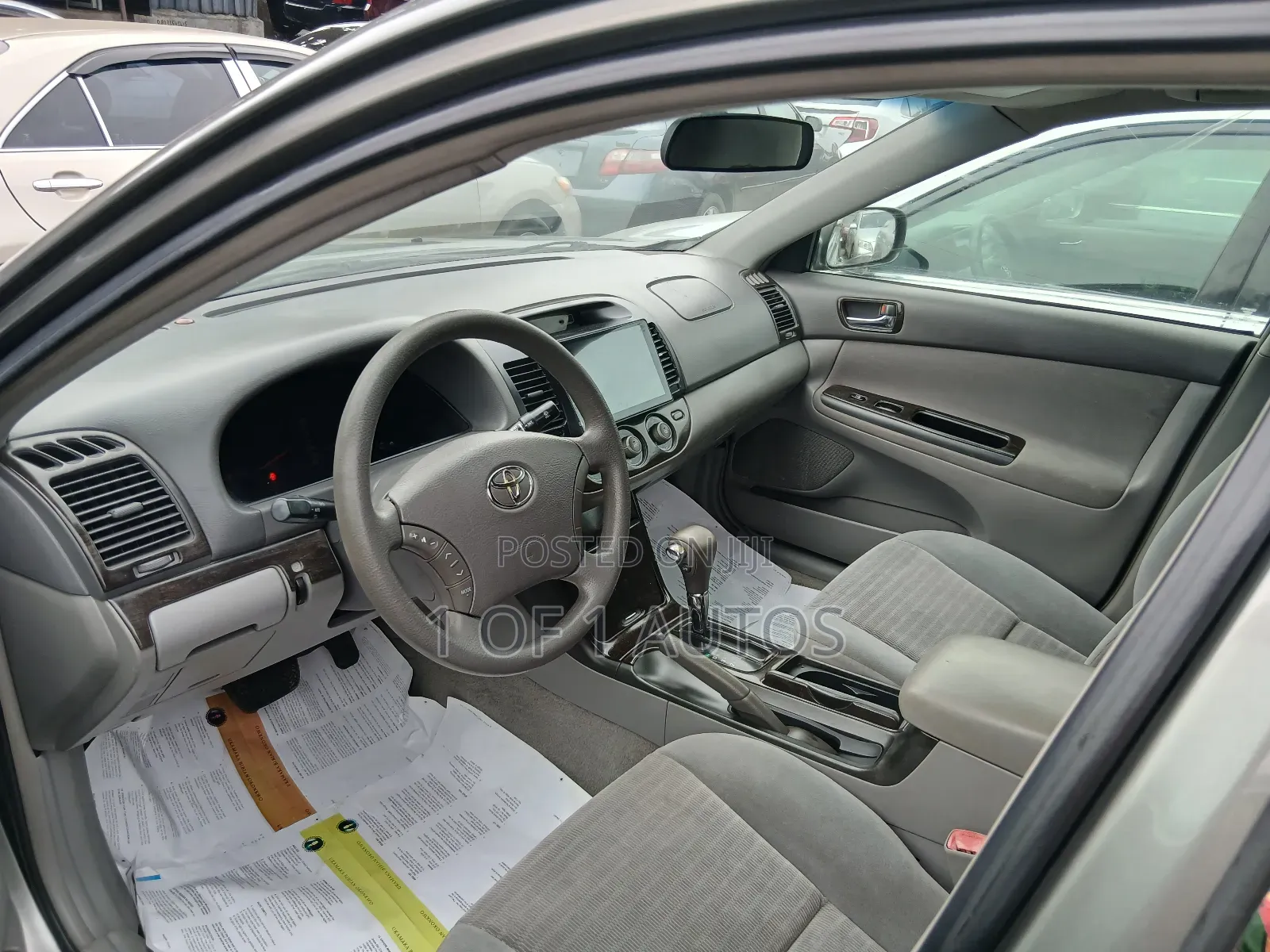 Toyota Camry LE 4dr Sedan (2.4L 4cyl 5A) 2005 Gray