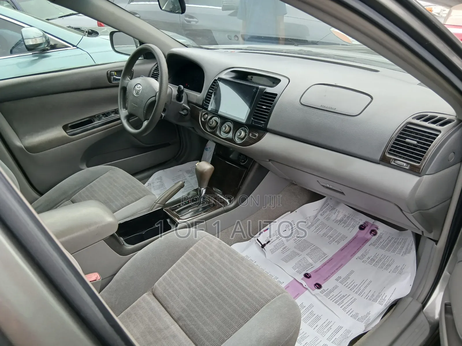 Toyota Camry LE 4dr Sedan (2.4L 4cyl 5A) 2005 Gray
