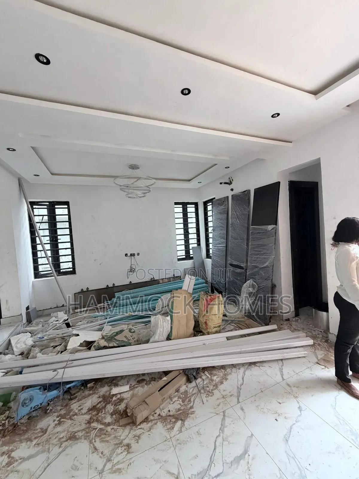 4bdrm Duplex in Jericho Gra for sale
