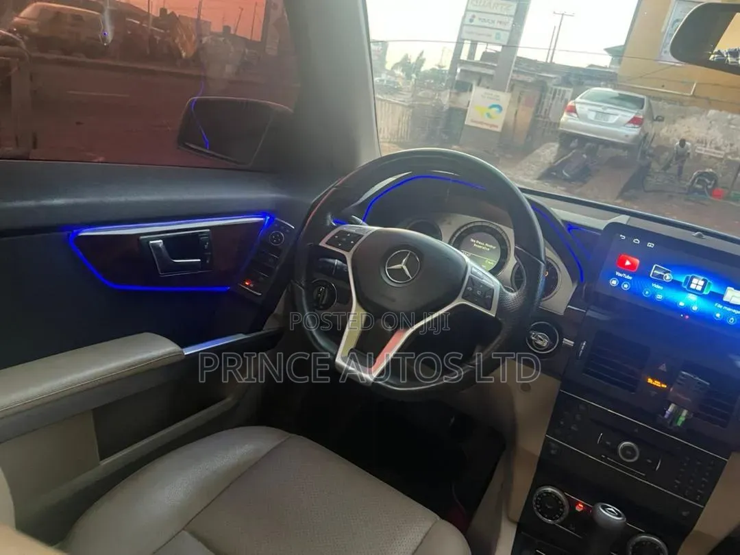 Mercedes-Benz GLK-Class 2010 Blue