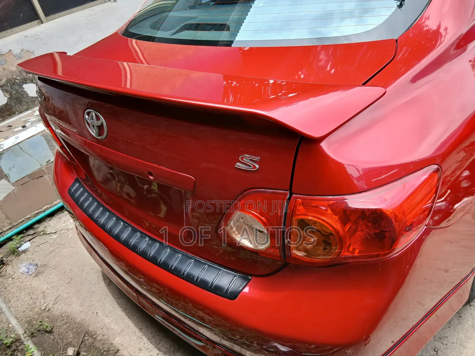 Toyota Corolla S 4dr Sedan (1.8L 4cyl 4A) 2011 Red