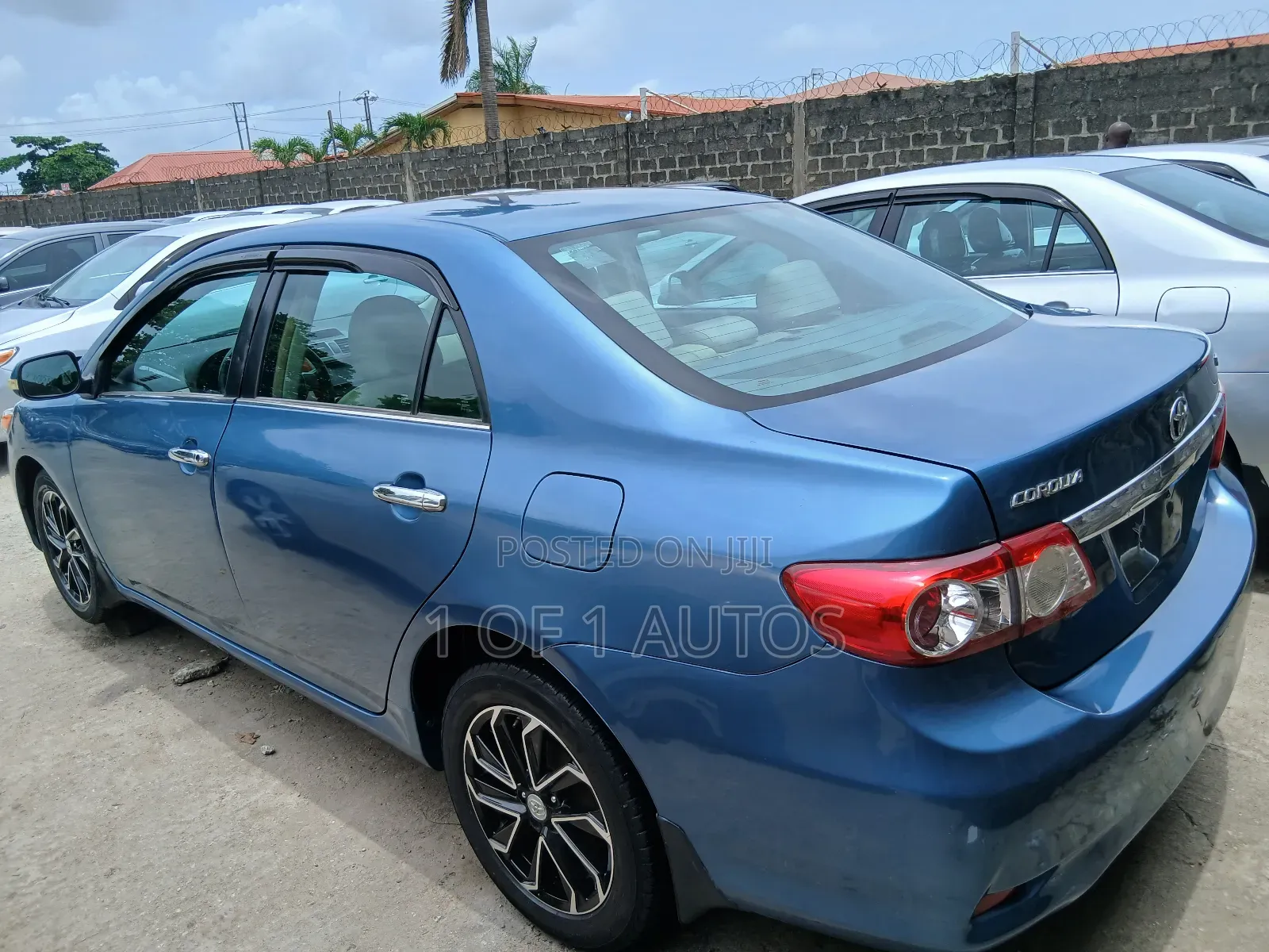 Toyota Corolla LE 4dr Sedan (1.8L 4cyl 4A) 2013 Blue