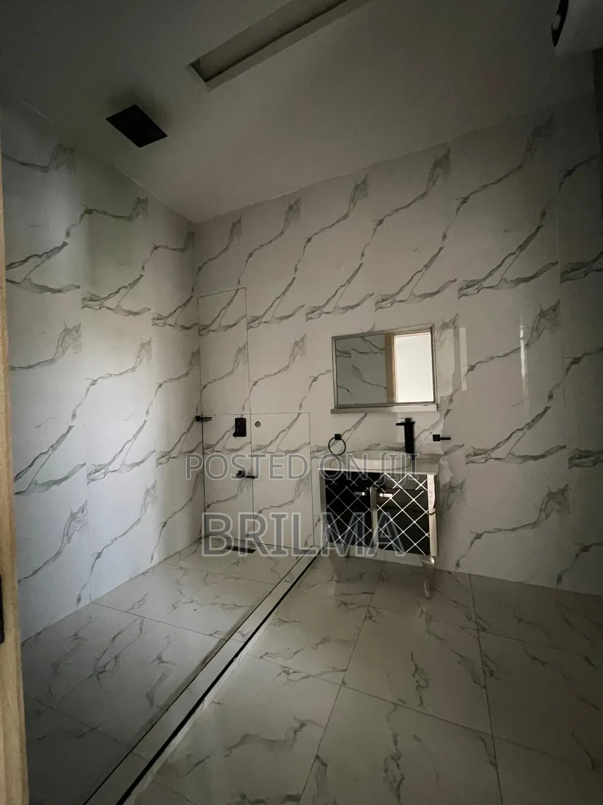 82sqm Office Space in Wuse Zone 5 for Sale