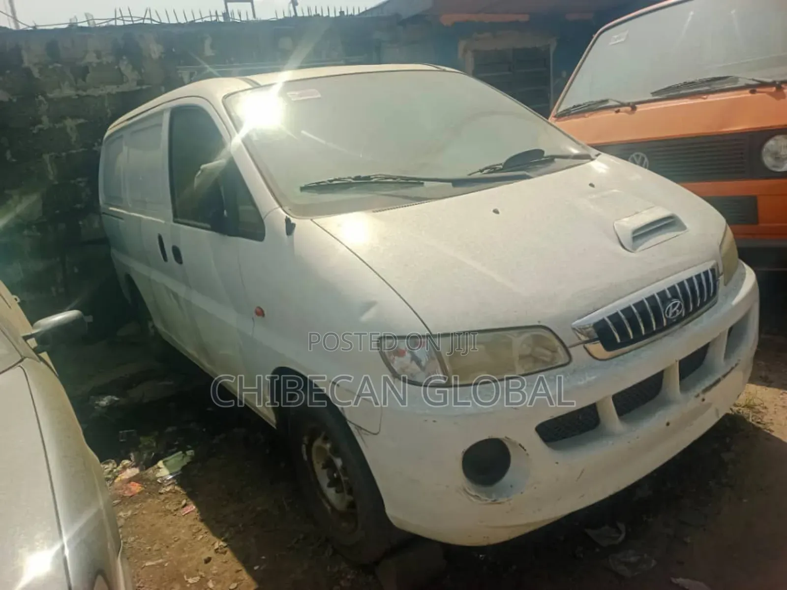 Hyundai H1 2002 White