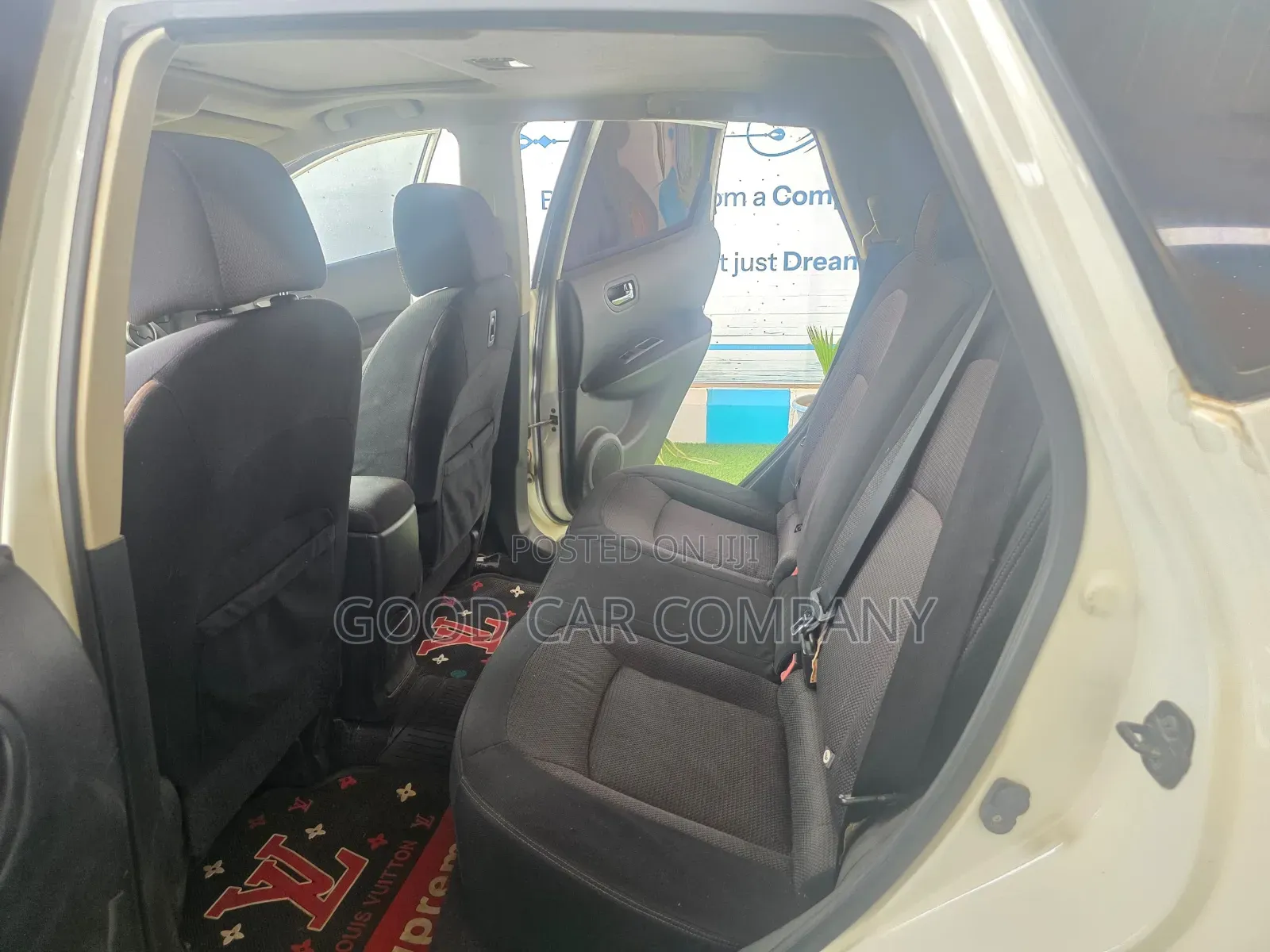 Nissan Rogue S 2009 White