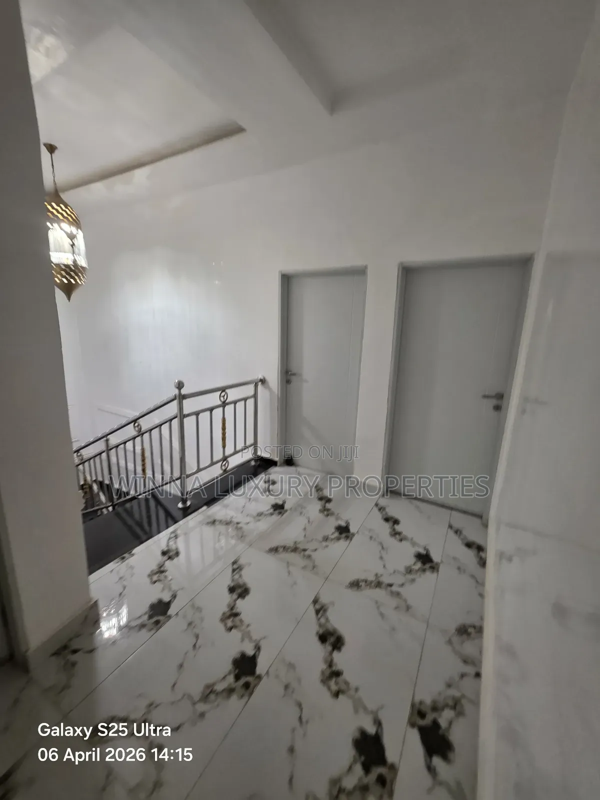 4bdrm Duplex in Sumit Estate, Back, Lugbe District for sale
