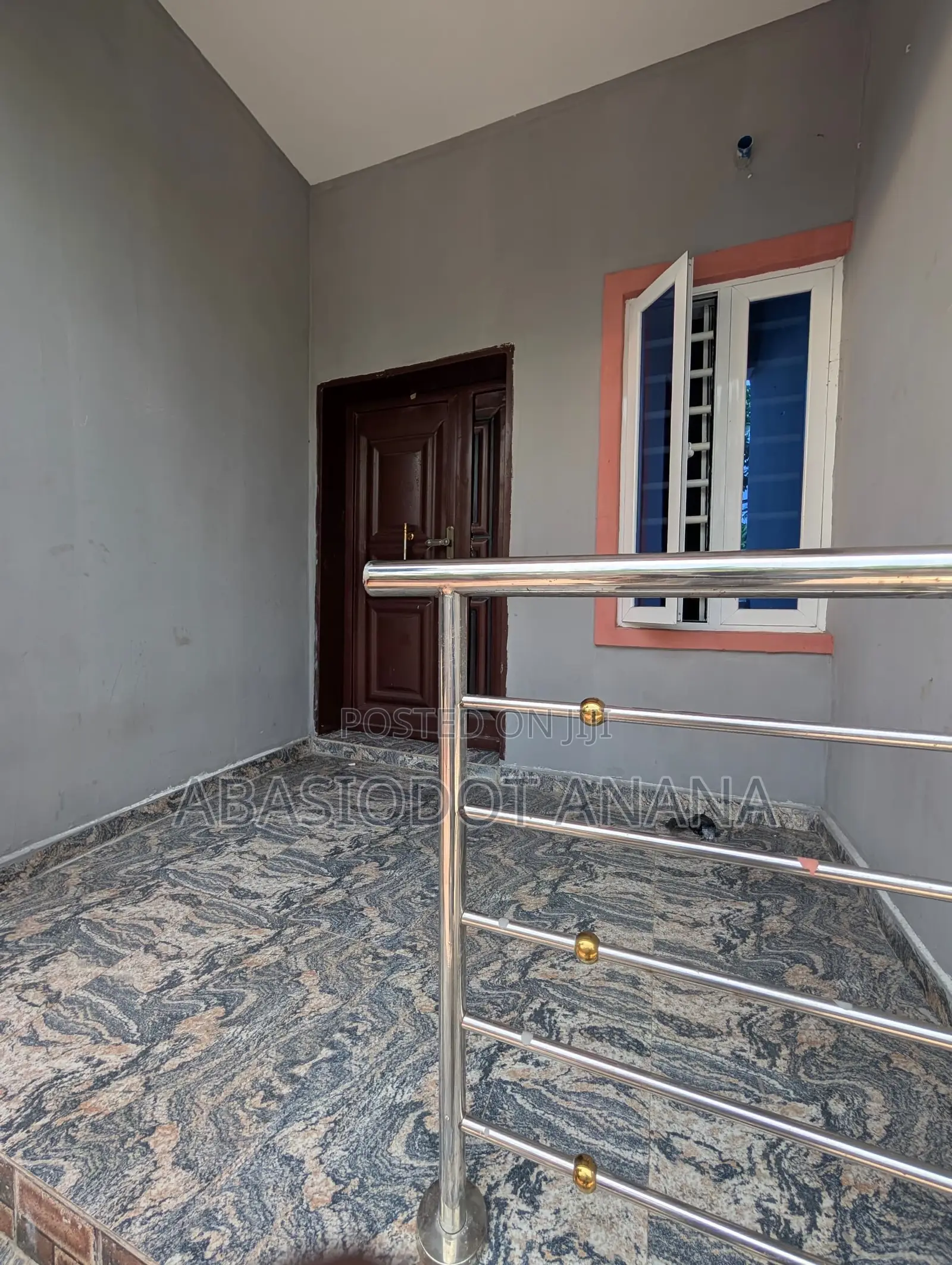 1bdrm Apartment in Udo Udoma Avenue, Uyo for rent