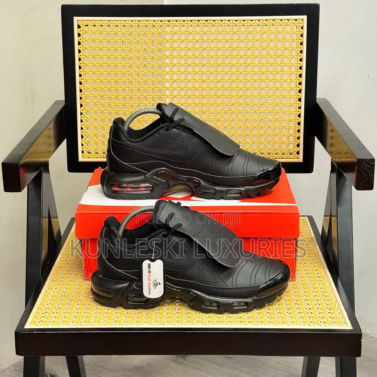 Original Nike Airmax Plus Tiempo Sneakers in 3 Colorways