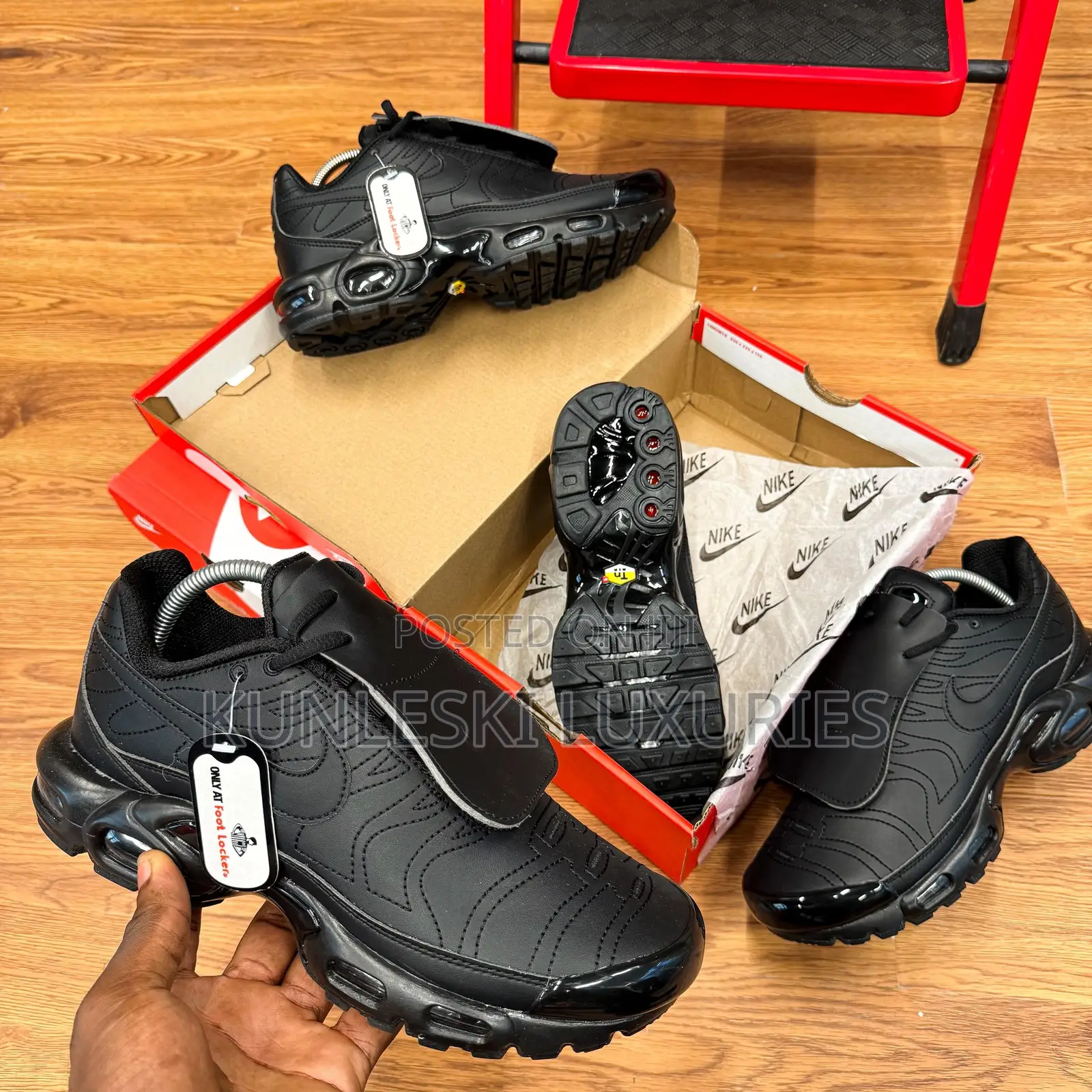 Original Nike Airmax Plus Tiempo Sneakers in 3 Colorways