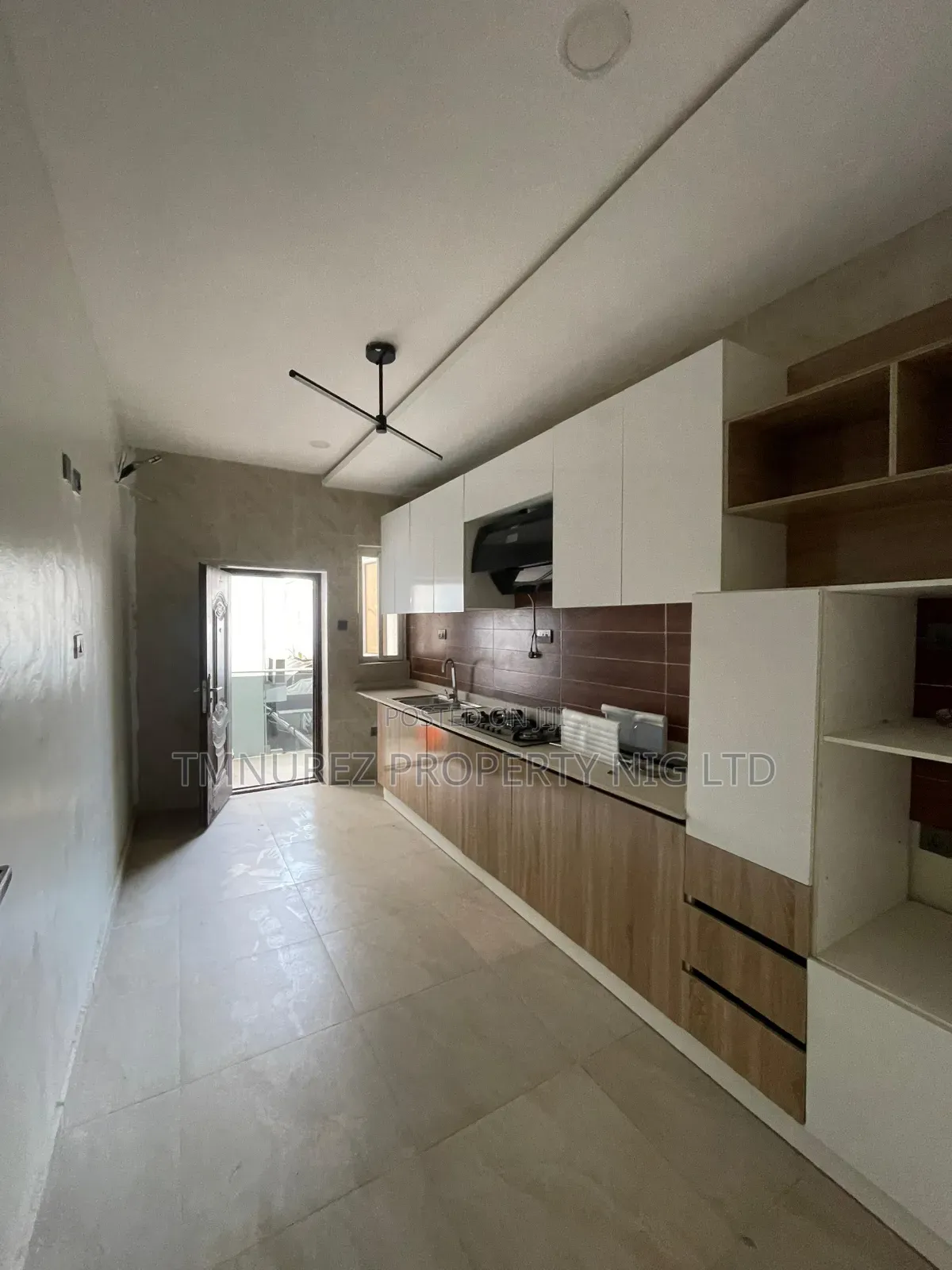 2bdrm Apartment in Haris Drive, VGC / Ajah for rent