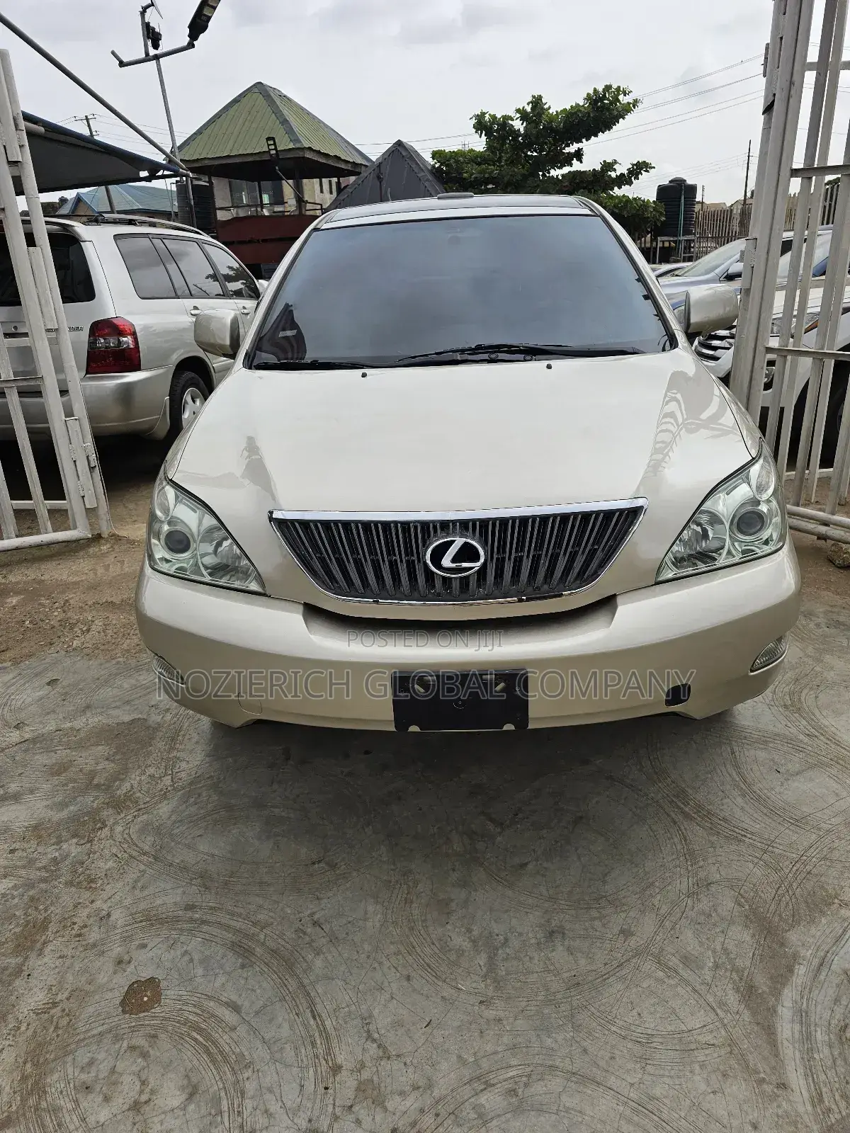 Lexus RX 330 2004 Gold