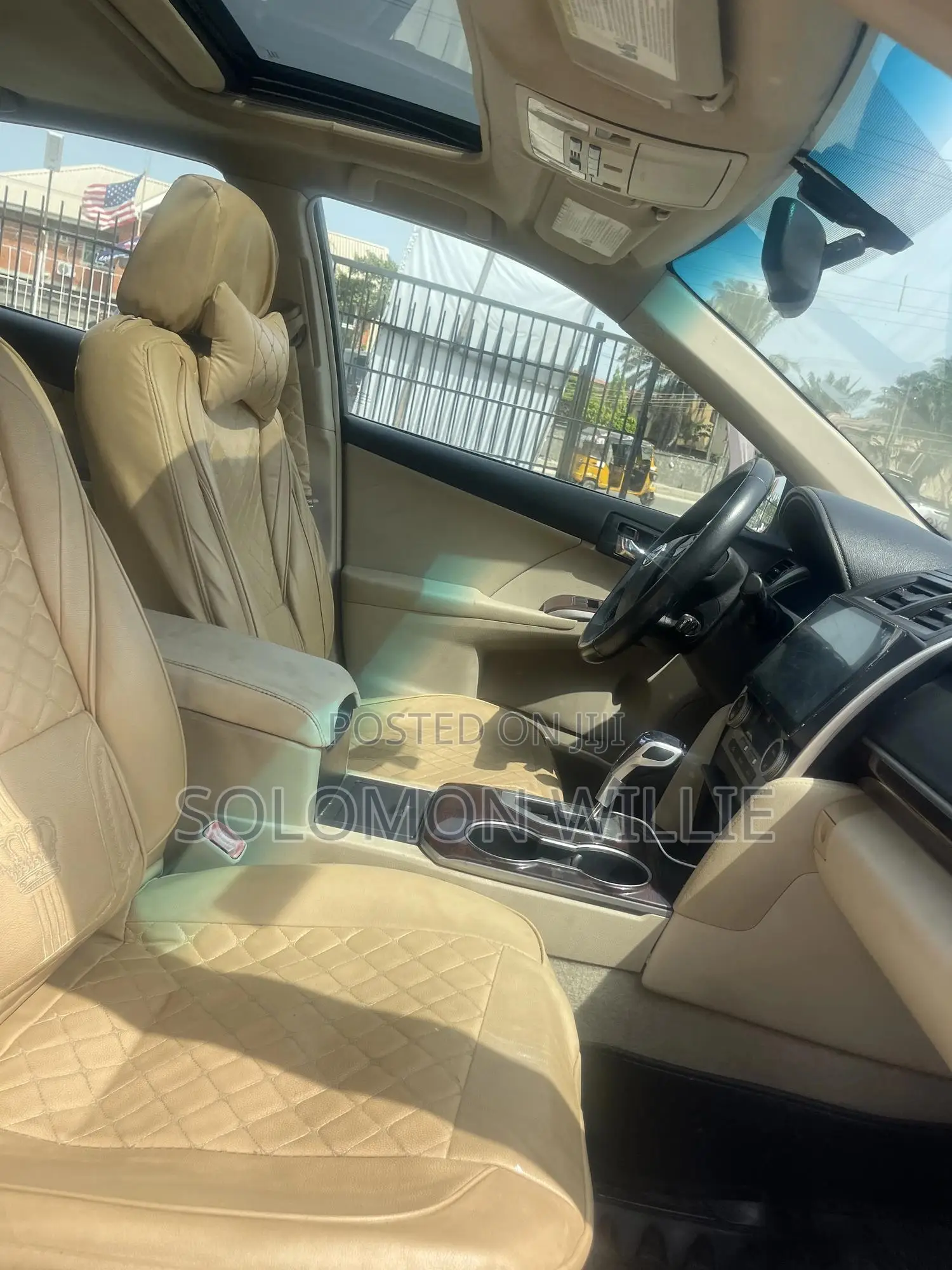 Toyota Camry XLE 4dr Sedan (2.5L 4cyl 6A) 2013 Gray