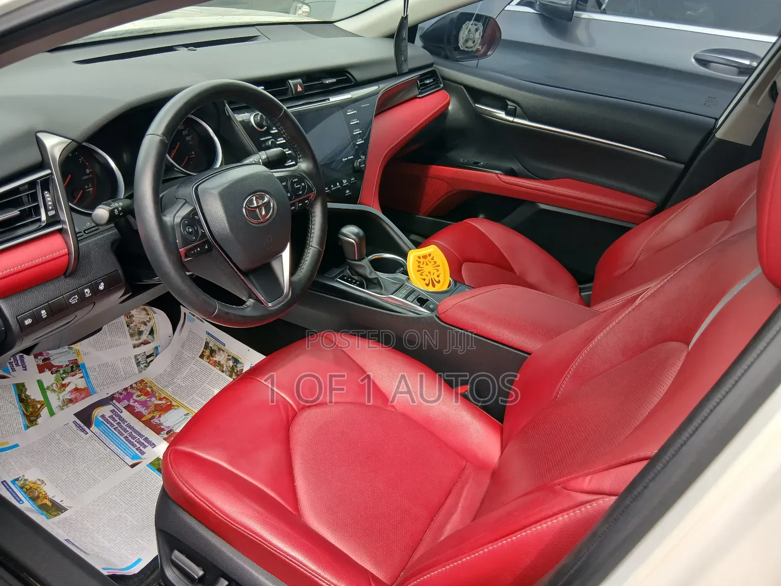 Toyota Camry XSE V6 2021 White