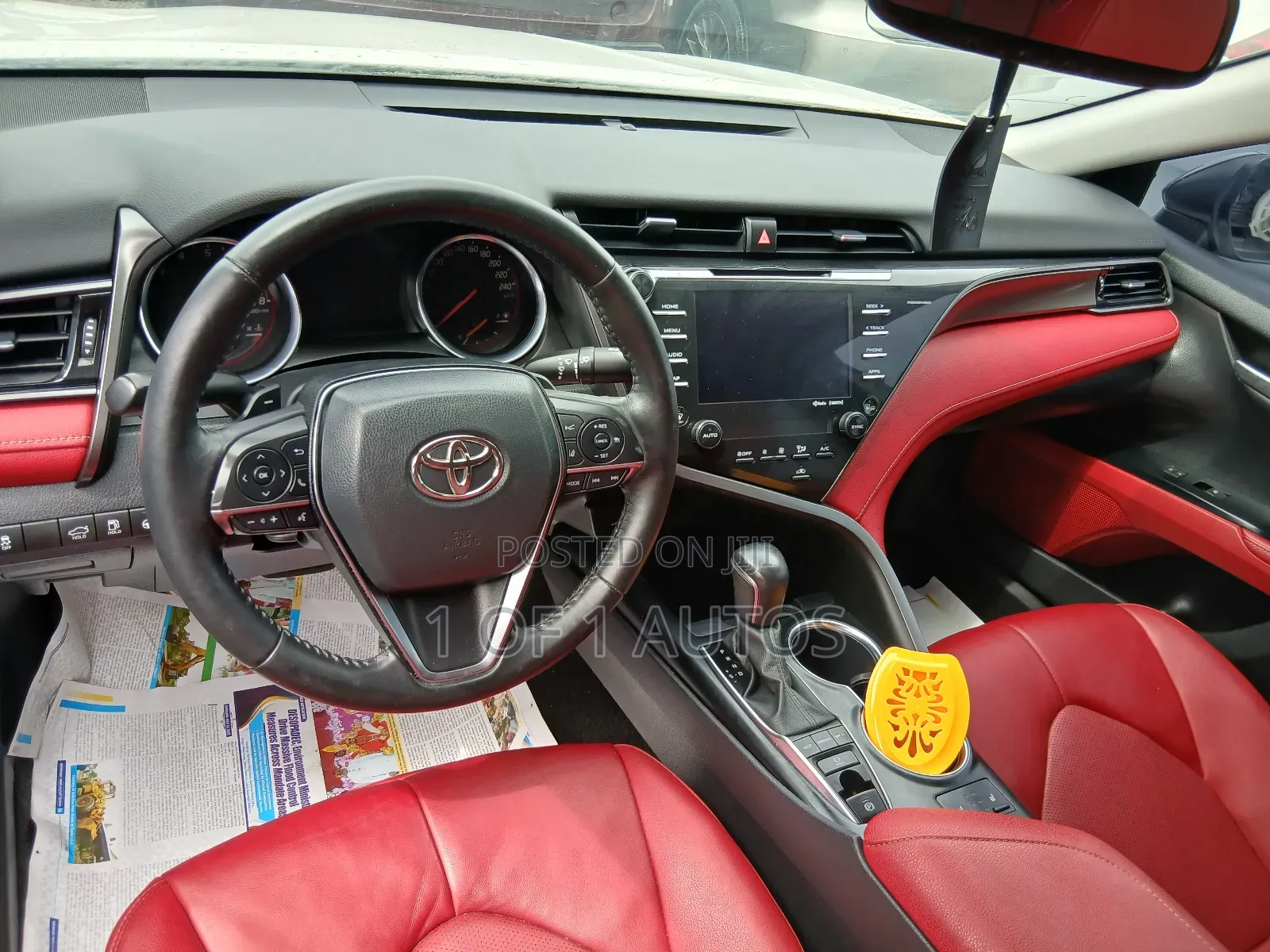 Toyota Camry XSE V6 2021 White