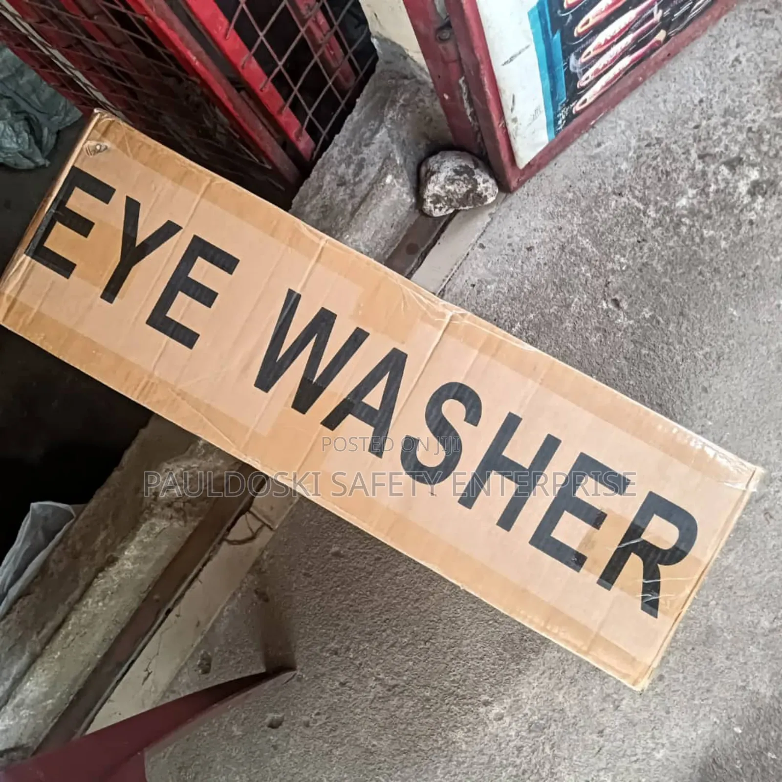 Eye Washer