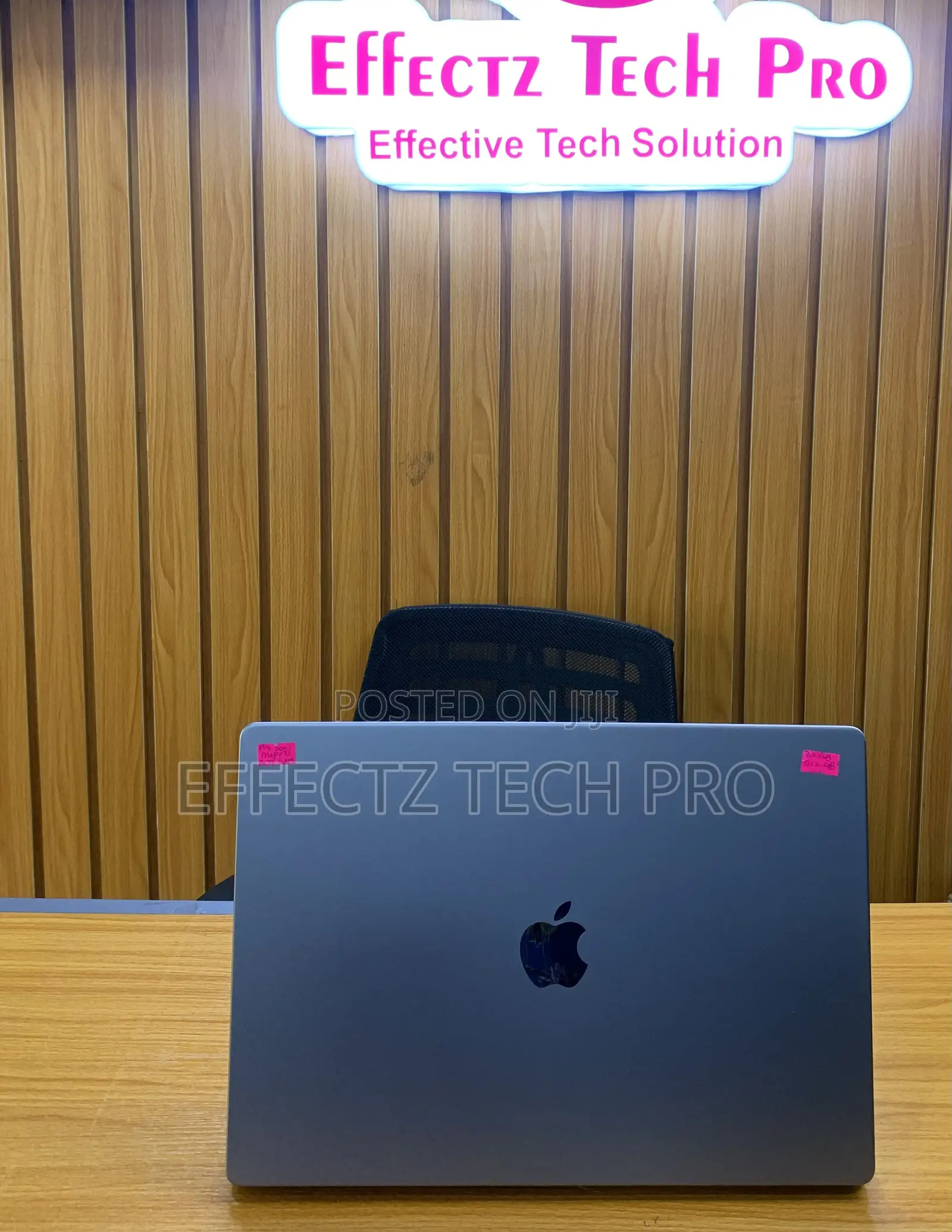 Laptop Apple MacBook Pro M1 32GB Apple M1 Pro SSD 512GB