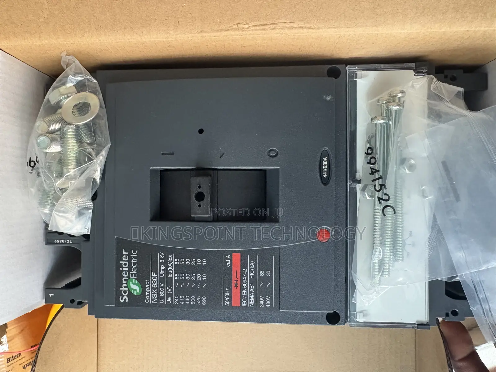 630 Amps 3pole Breaker Schneider
