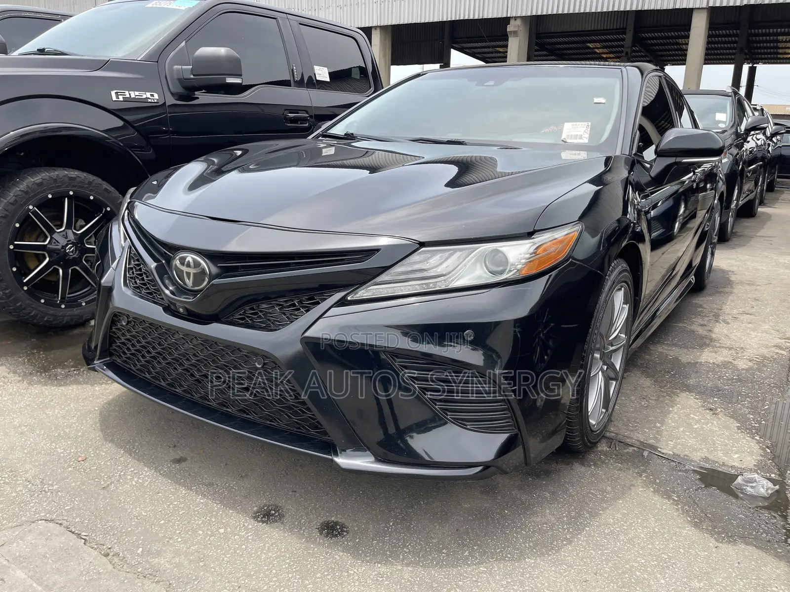 Toyota Camry XSE FWD (2.5L 4cyl 8AM) 2018 Black