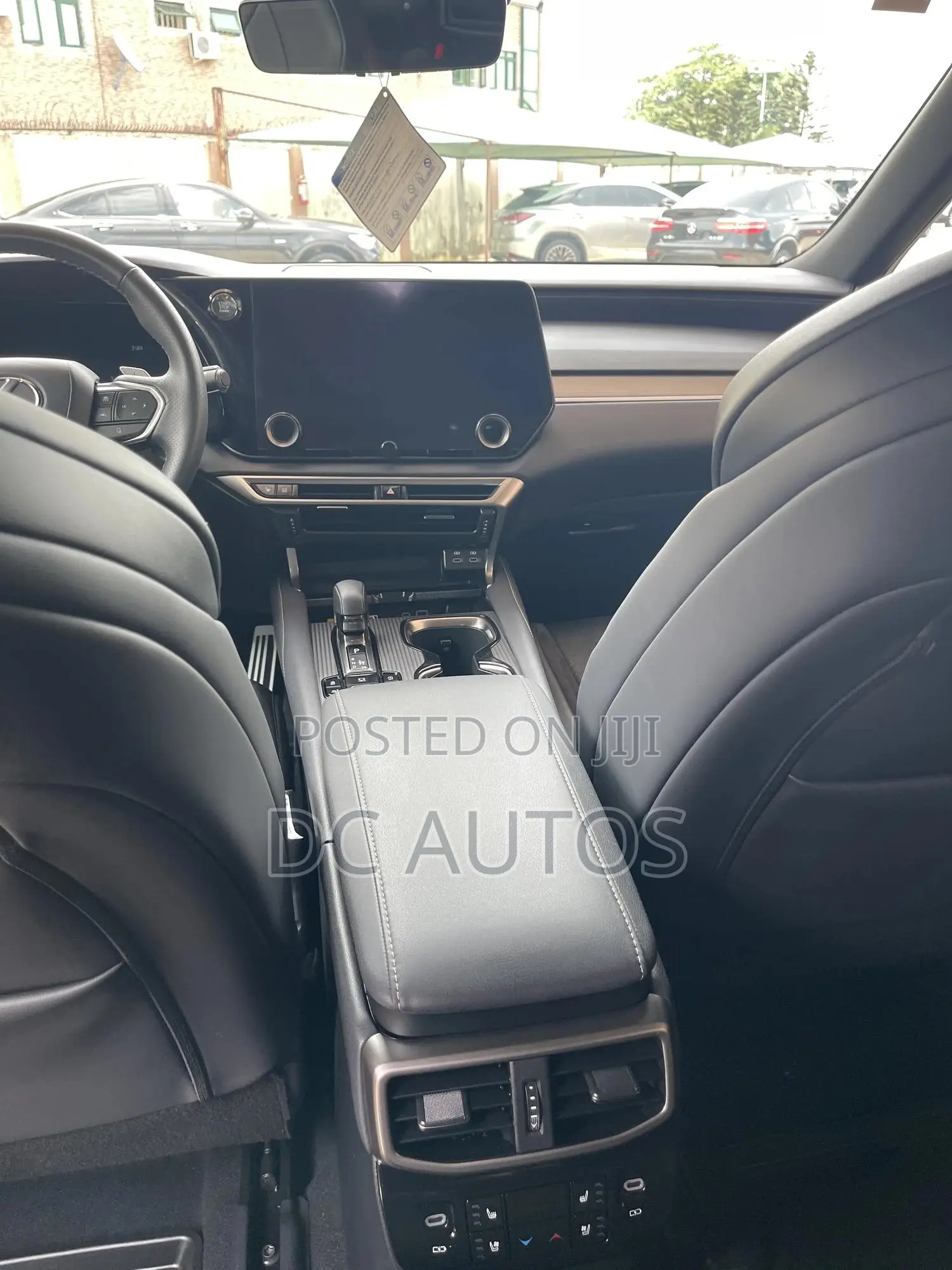 Lexus RX 350 F SPORT Design AWD 2025 White