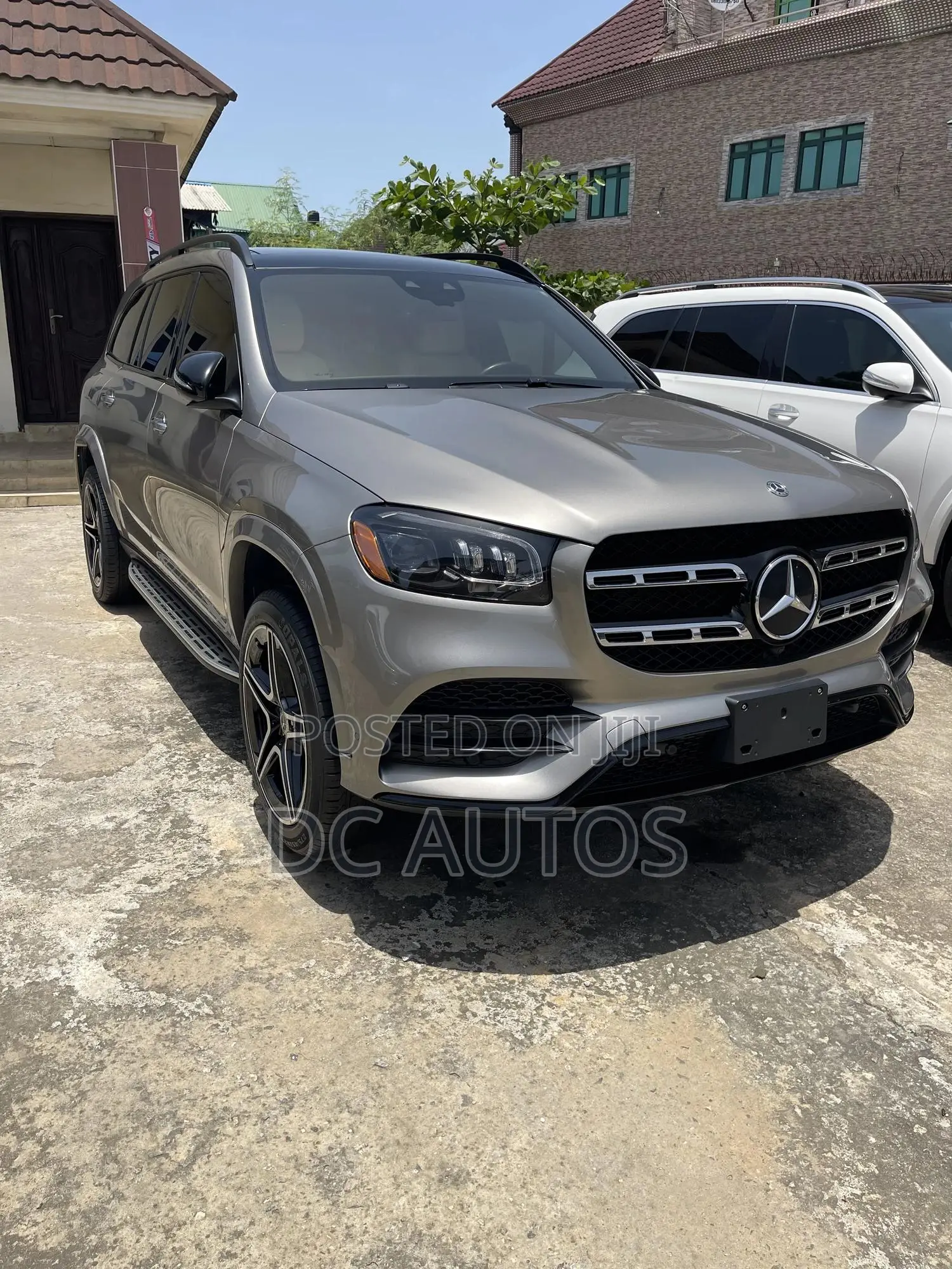 Mercedes-Benz GLS-Class GLS 400d 2021 Gold