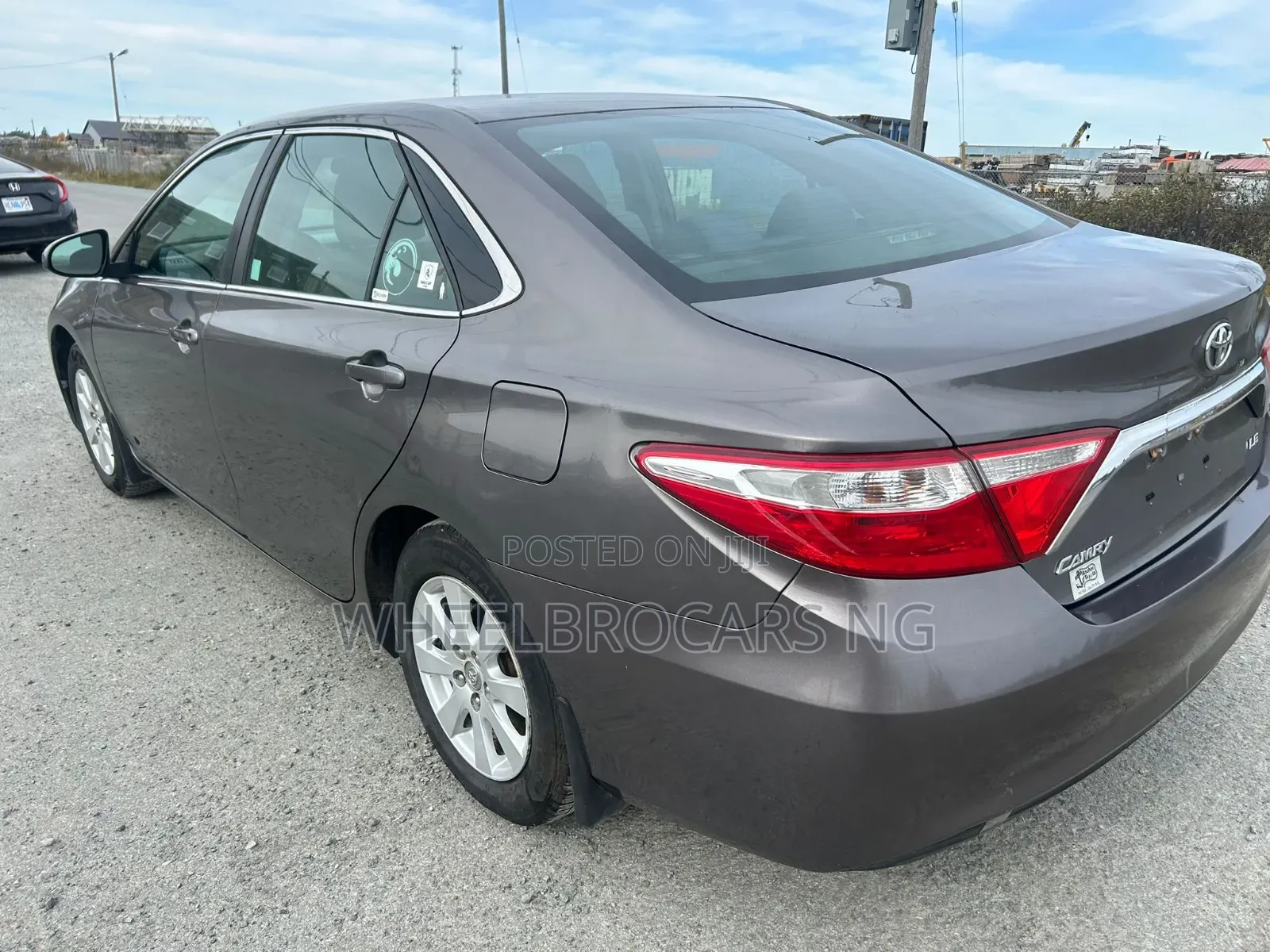Toyota Camry LE 4dr Sedan (2.5L 4cyl 6A) 2017 Gray